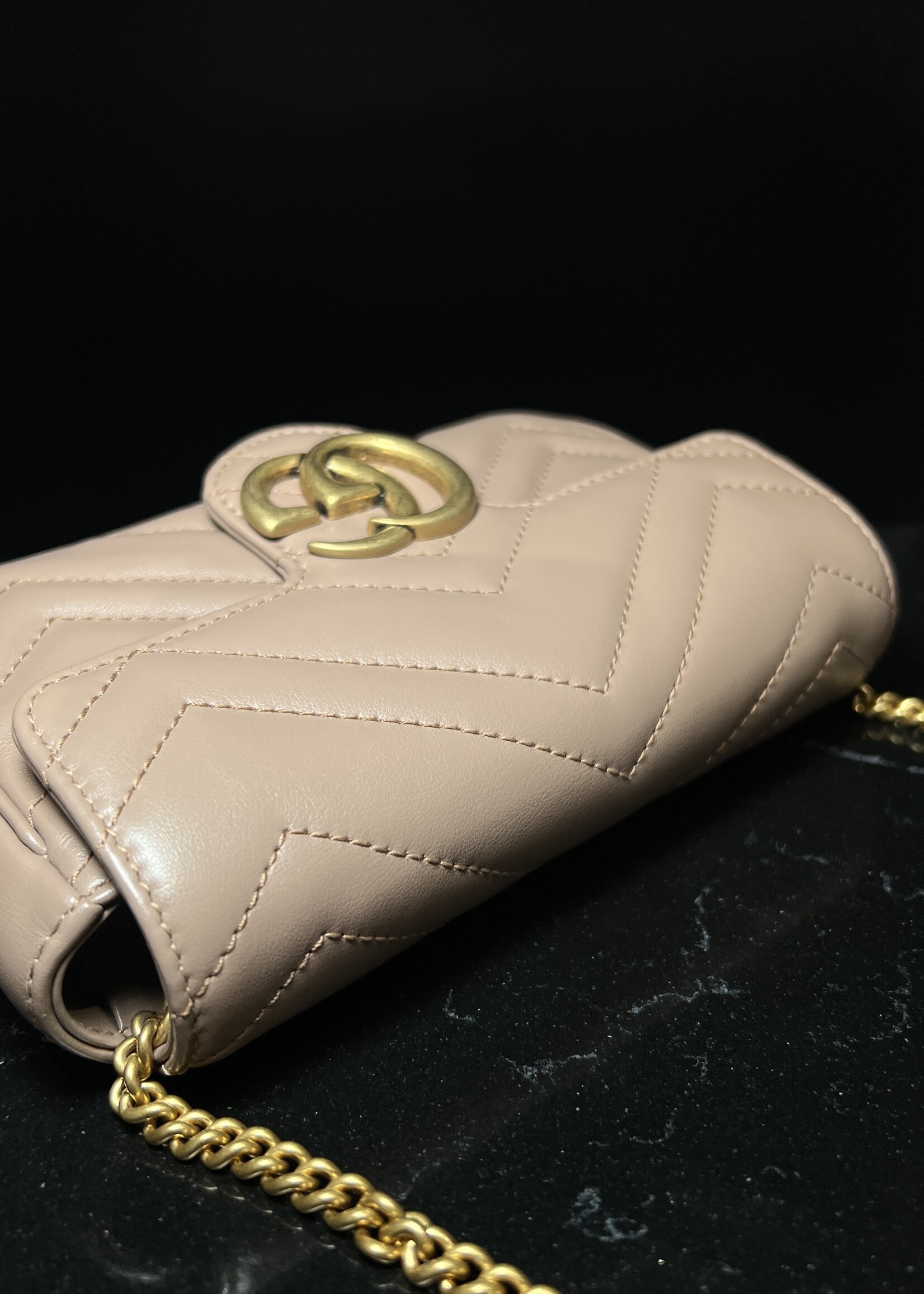 Gucci SOLD - Gucci GG Marmont Super Mini