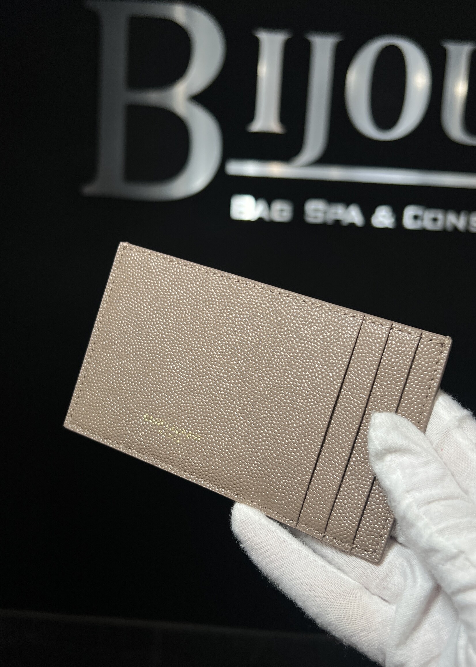 Saint Laurent SOLD - Saint Laurent Uptown WOC