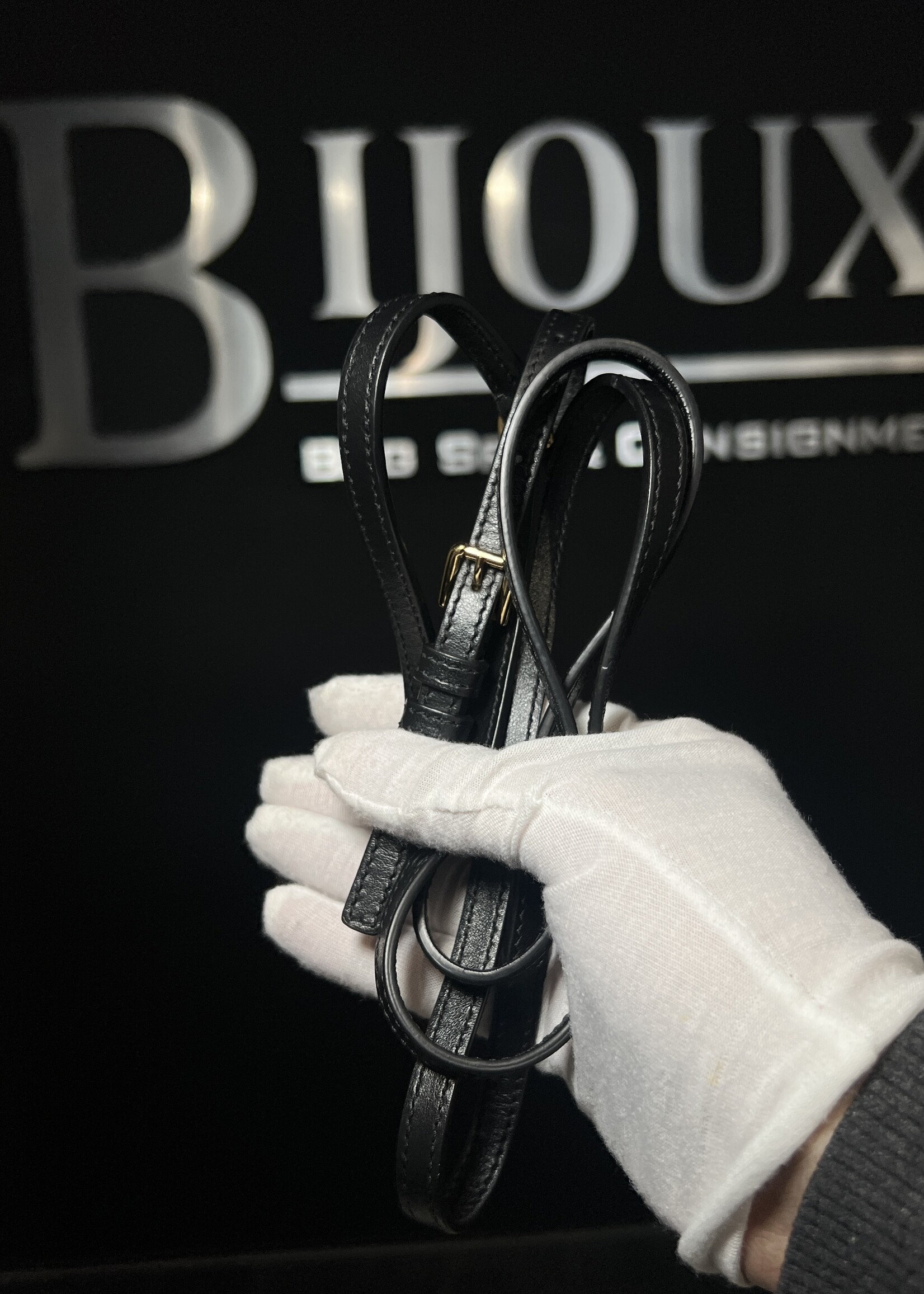 Dolce & Gabbana Dolce & Gabbana DG Logo Fall Leather Crossbody