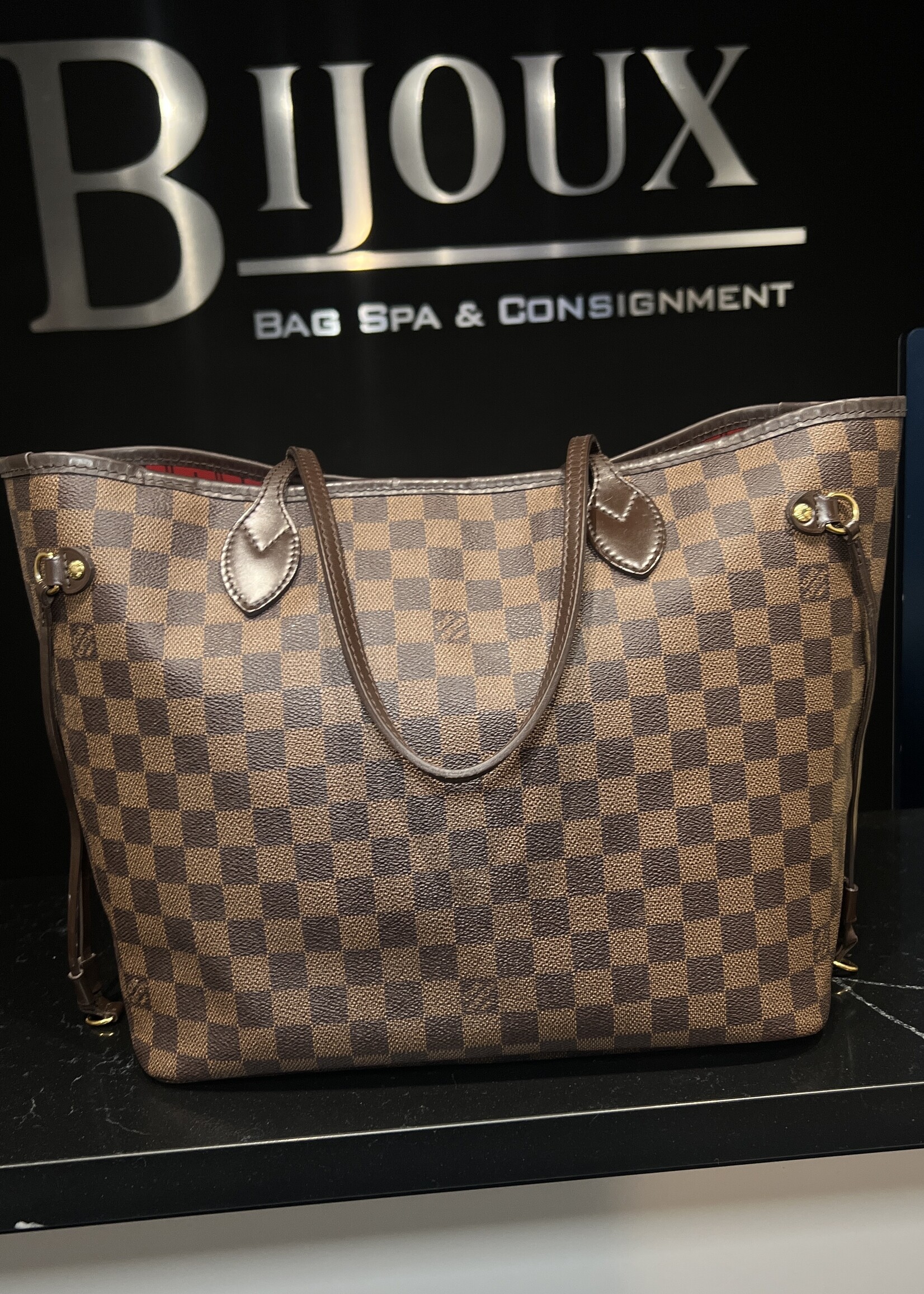 Louis Vuitton SOLD - Louis Vuitton Damier Ebene Neverfull MM
