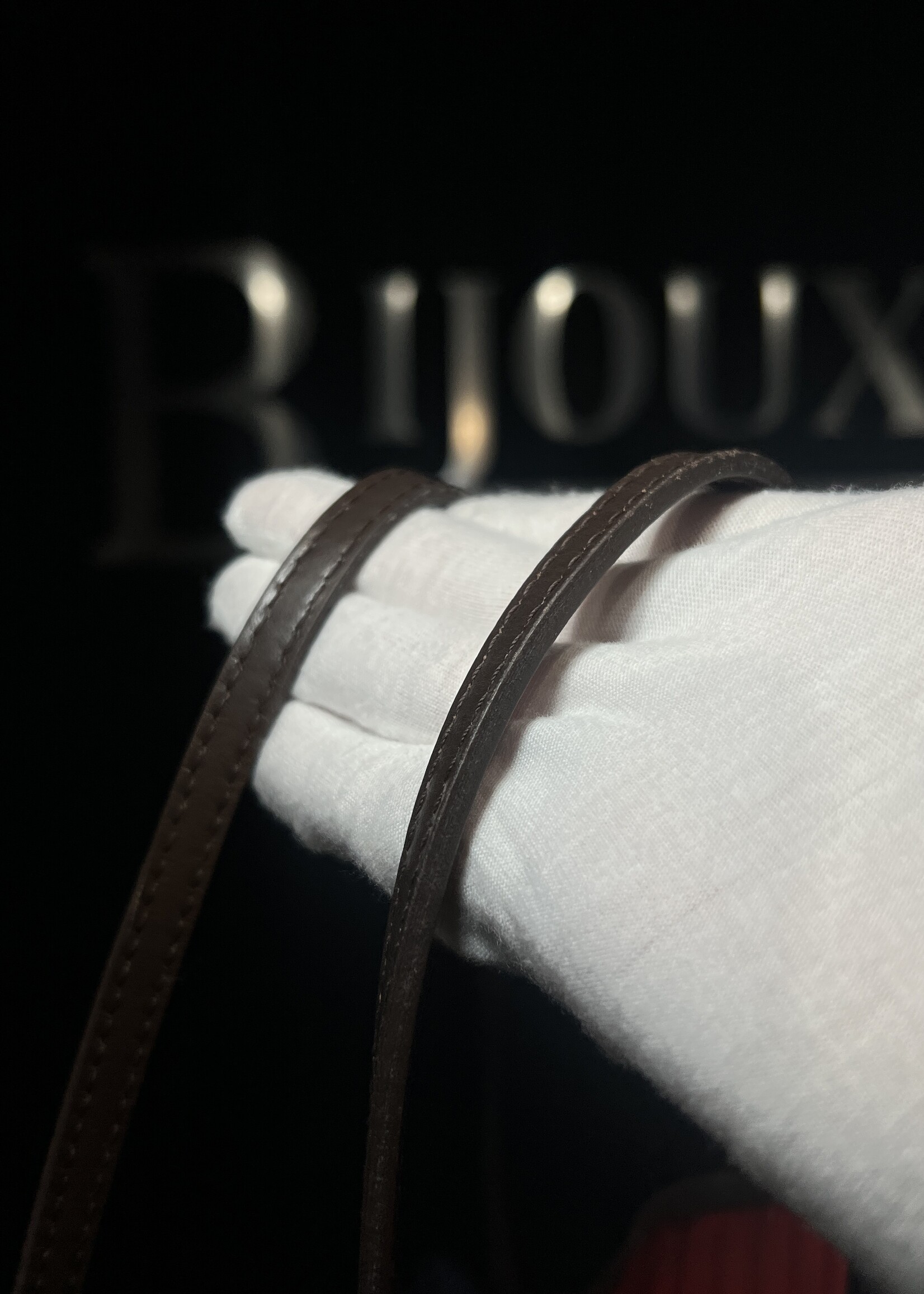 Louis Vuitton SOLD - Louis Vuitton Damier Ebene Neverfull MM
