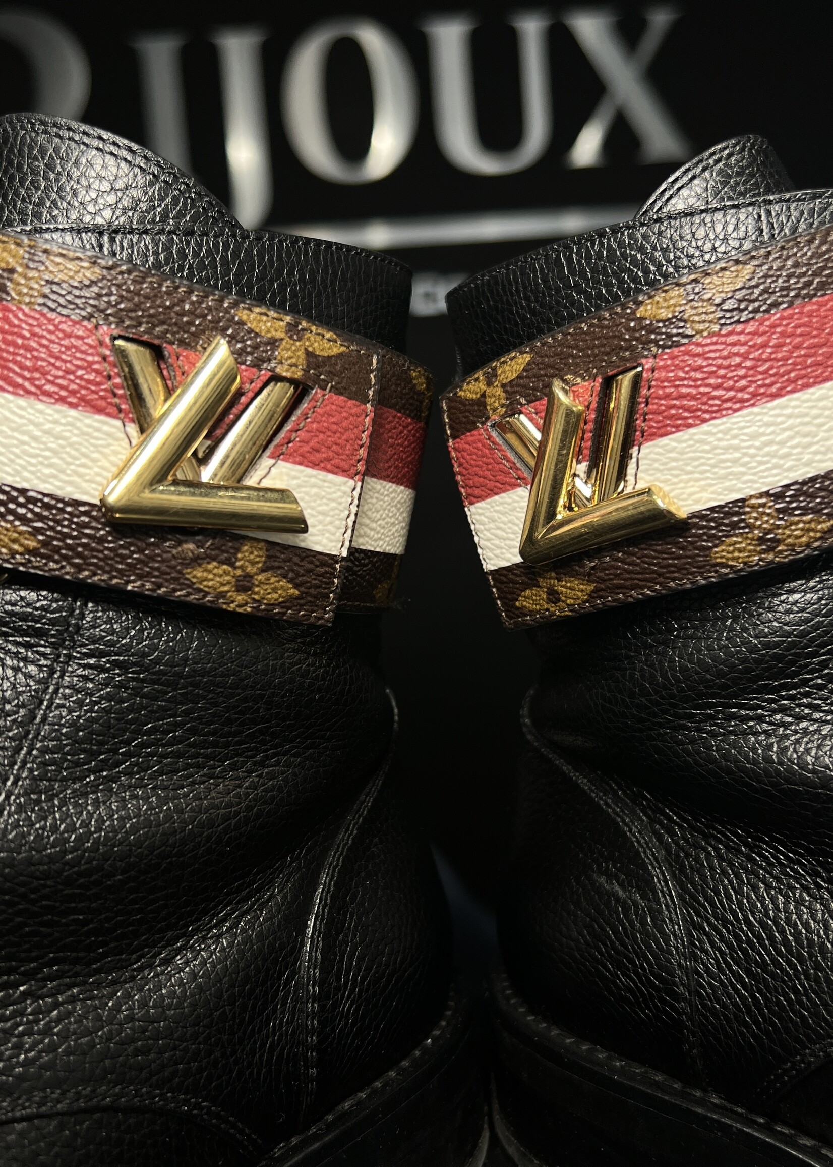 Louis Vuitton Louis Vuitton Wonderland Flat Ranger Combat Boots 36.5