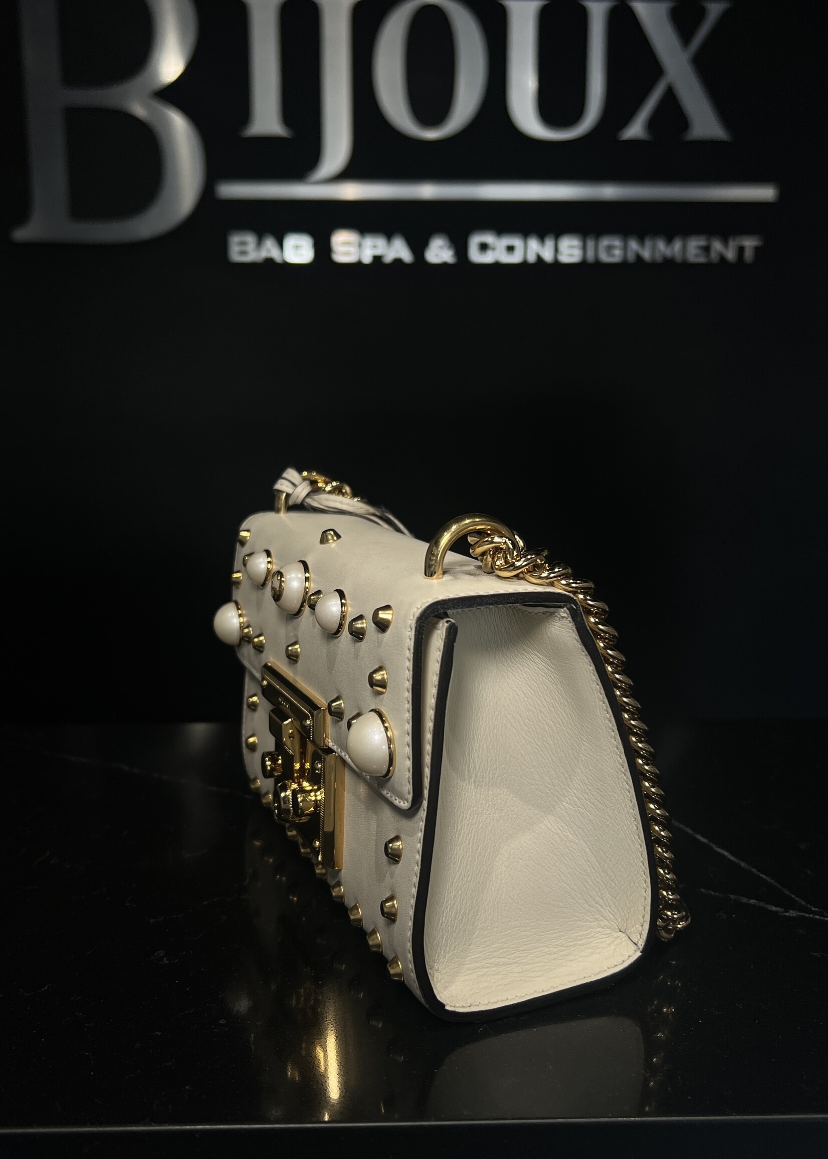 Gucci Gucci White Pearl Studded Padlock Shoulder Bag