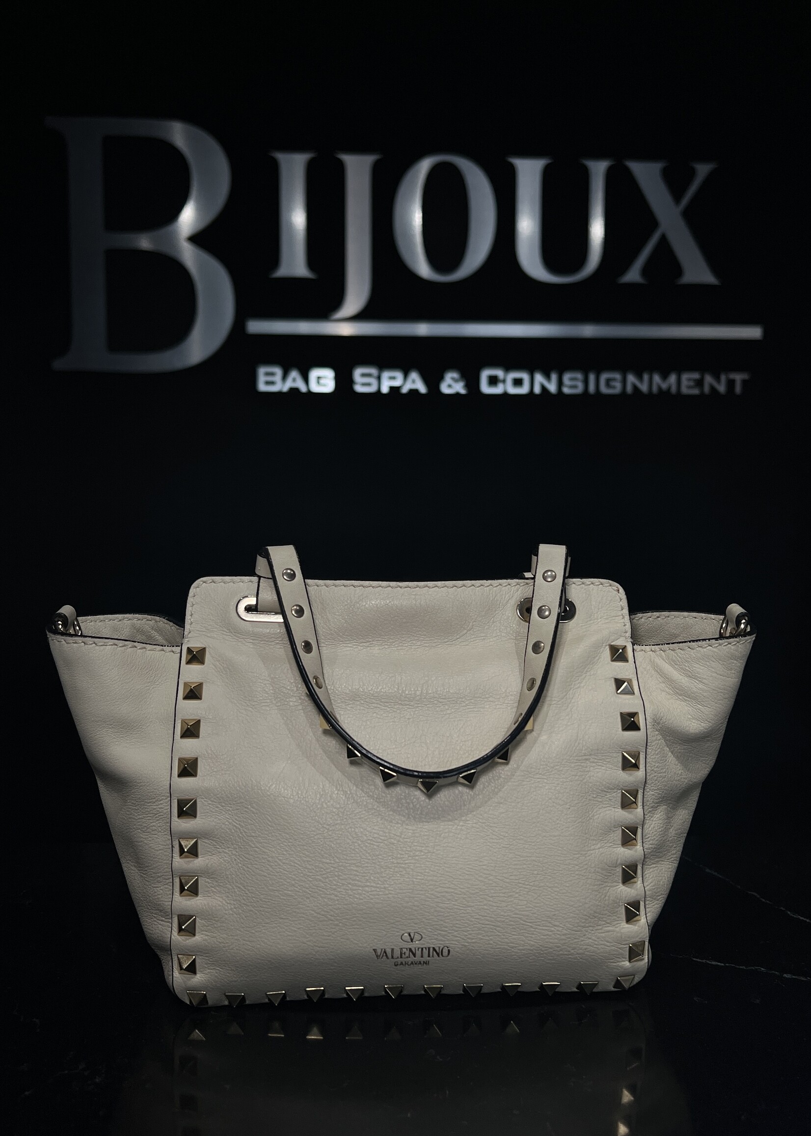 Valentino Valentino Rockstud Small White Tote