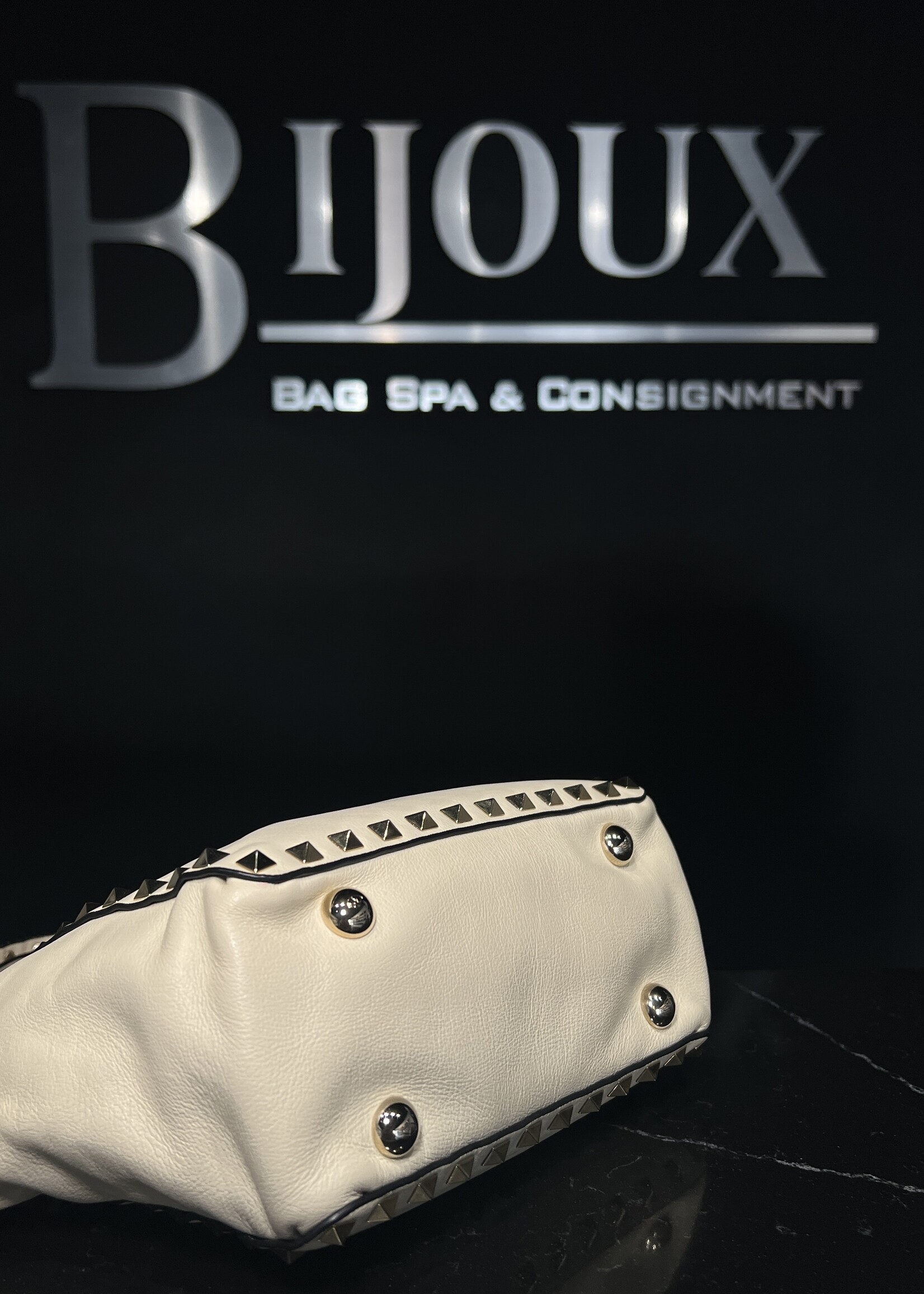 Valentino Valentino Rockstud Small White Tote