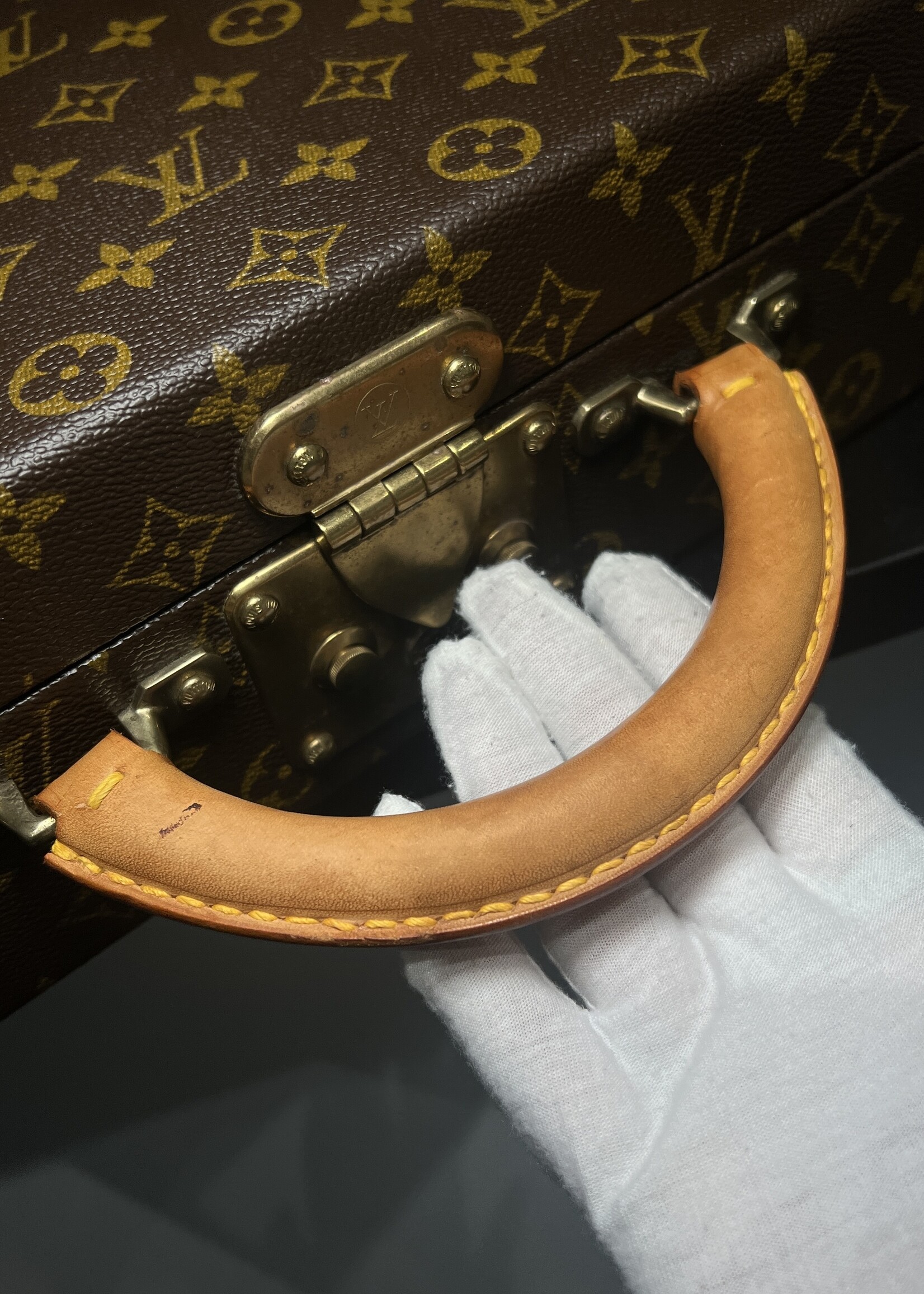 Louis Vuitton Louis Vuitton President Briefcase