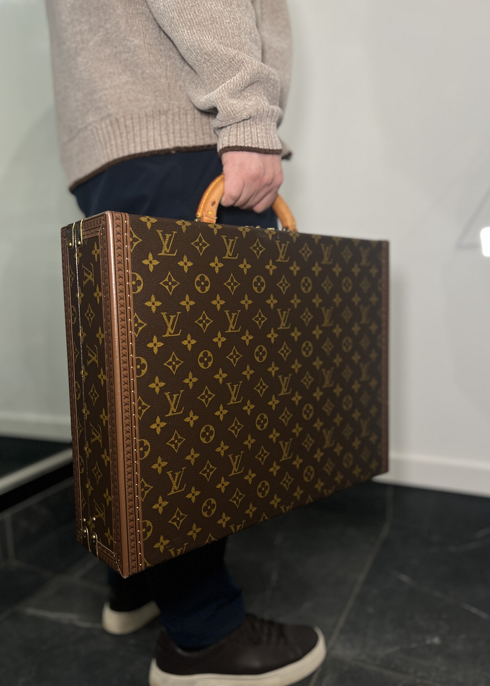 Louis Vuitton Louis Vuitton President Briefcase