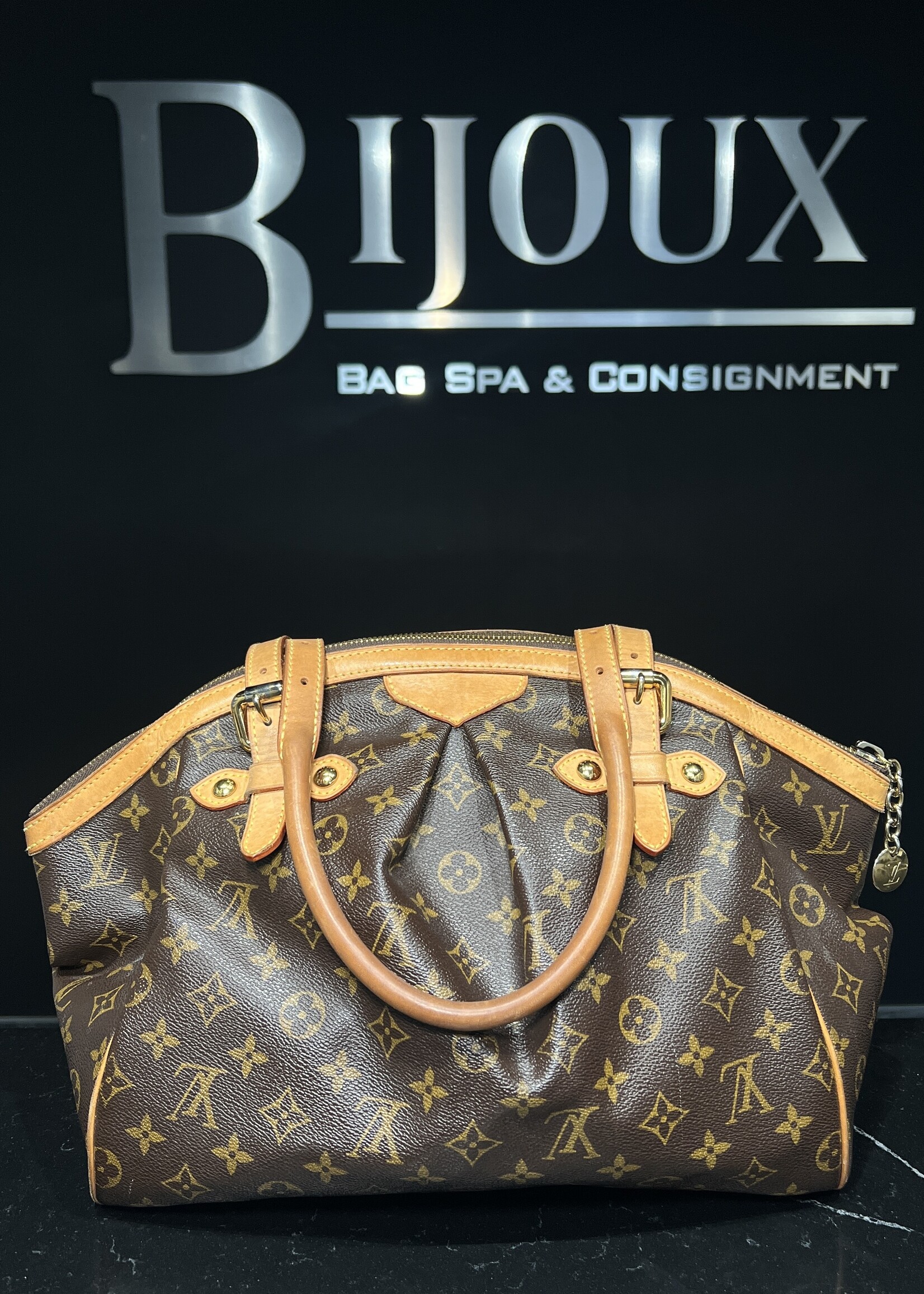 Louis Vuitton SOLD - Louis Vuitton Tivoli MM