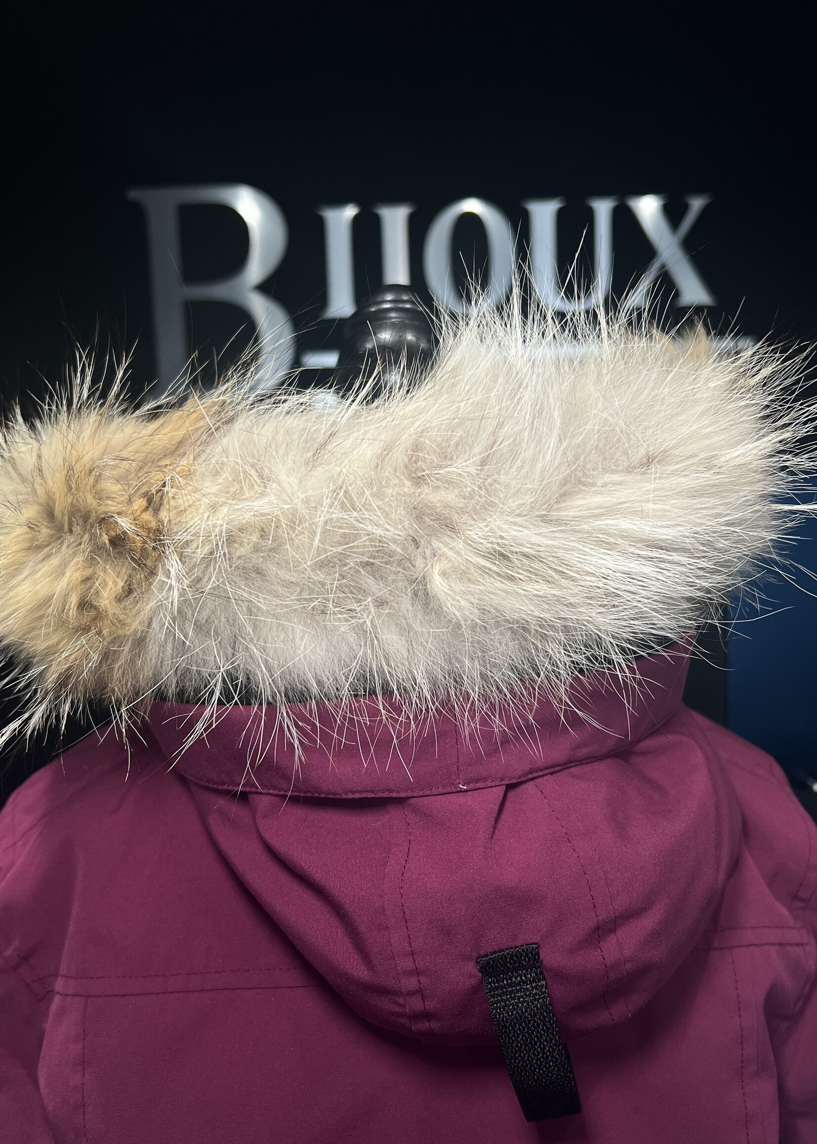 SOLD- Canada Goose Kensington Parka - M