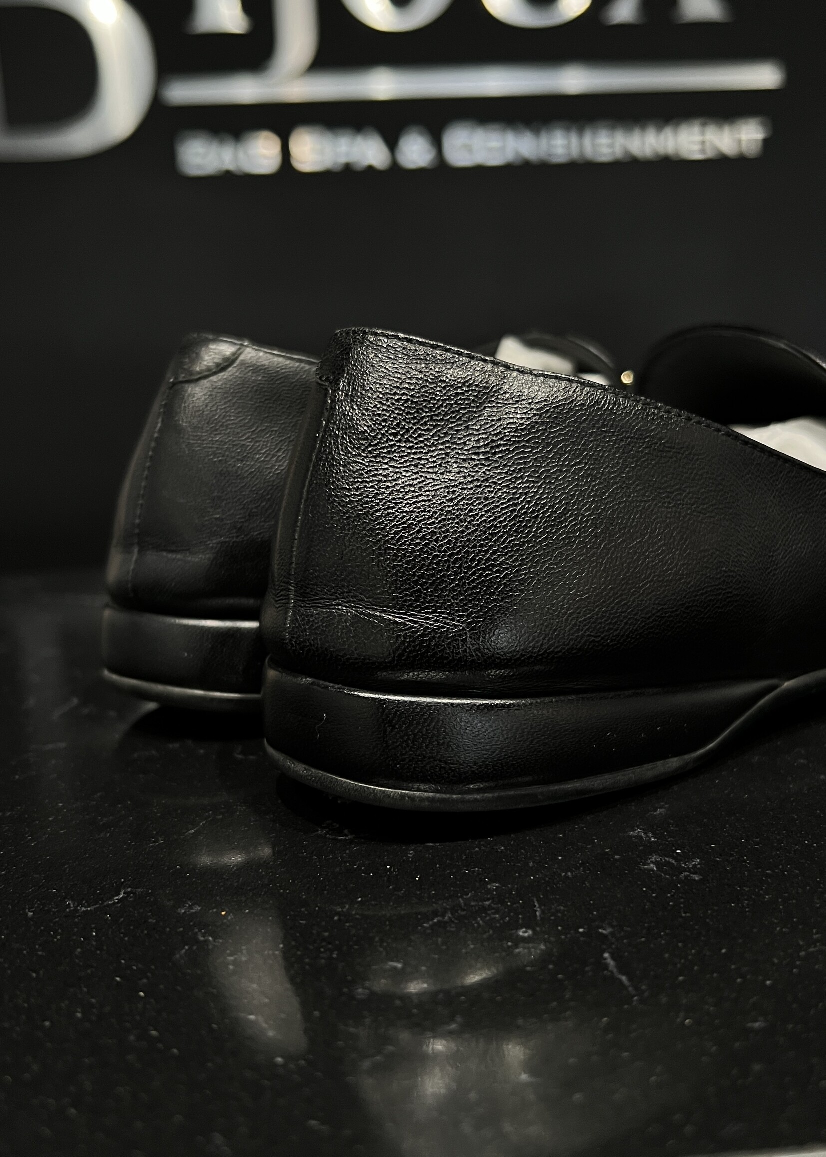 Chanel Chanel Chain Loafers - 38