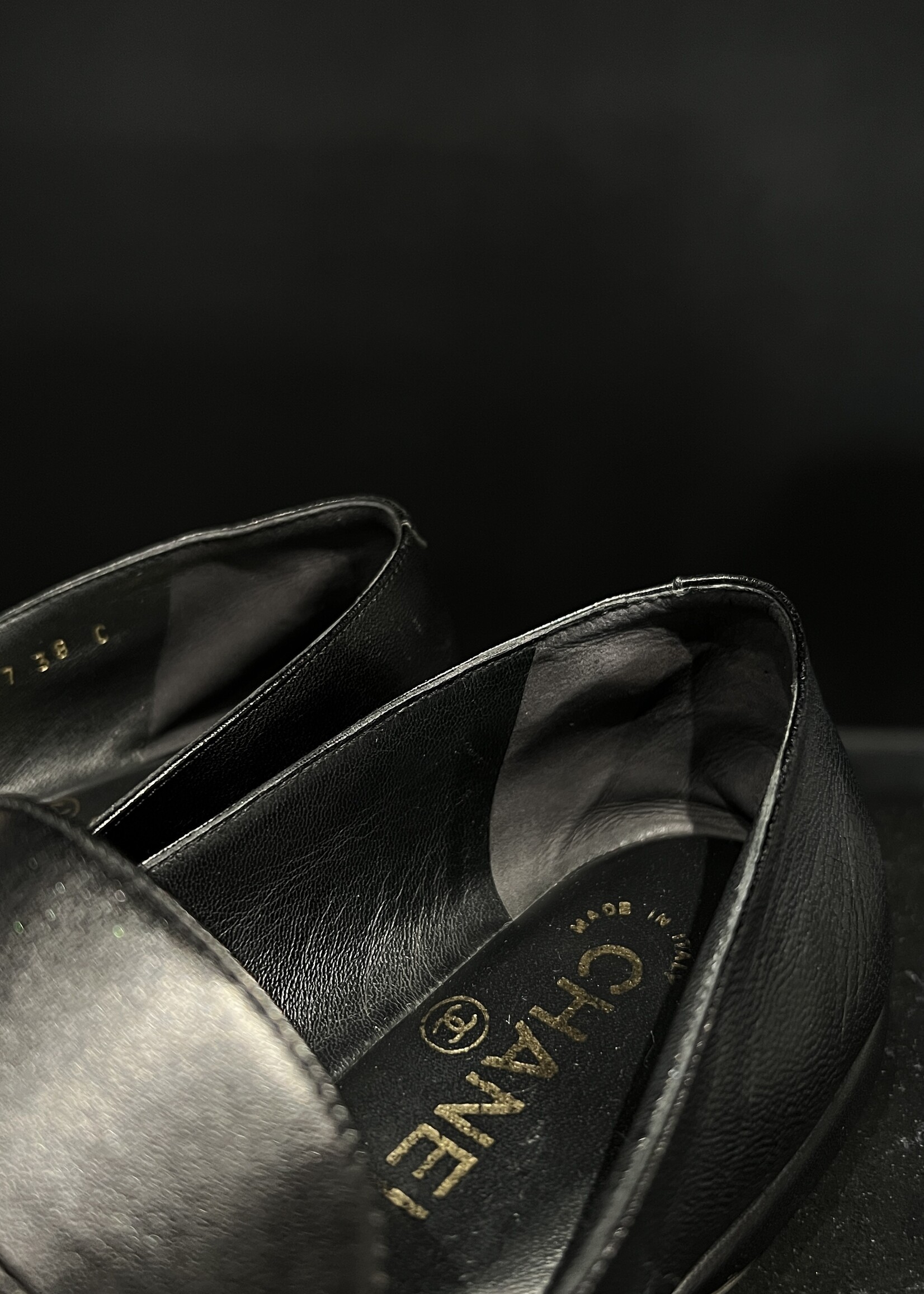 Chanel Chanel Chain Loafers - 38