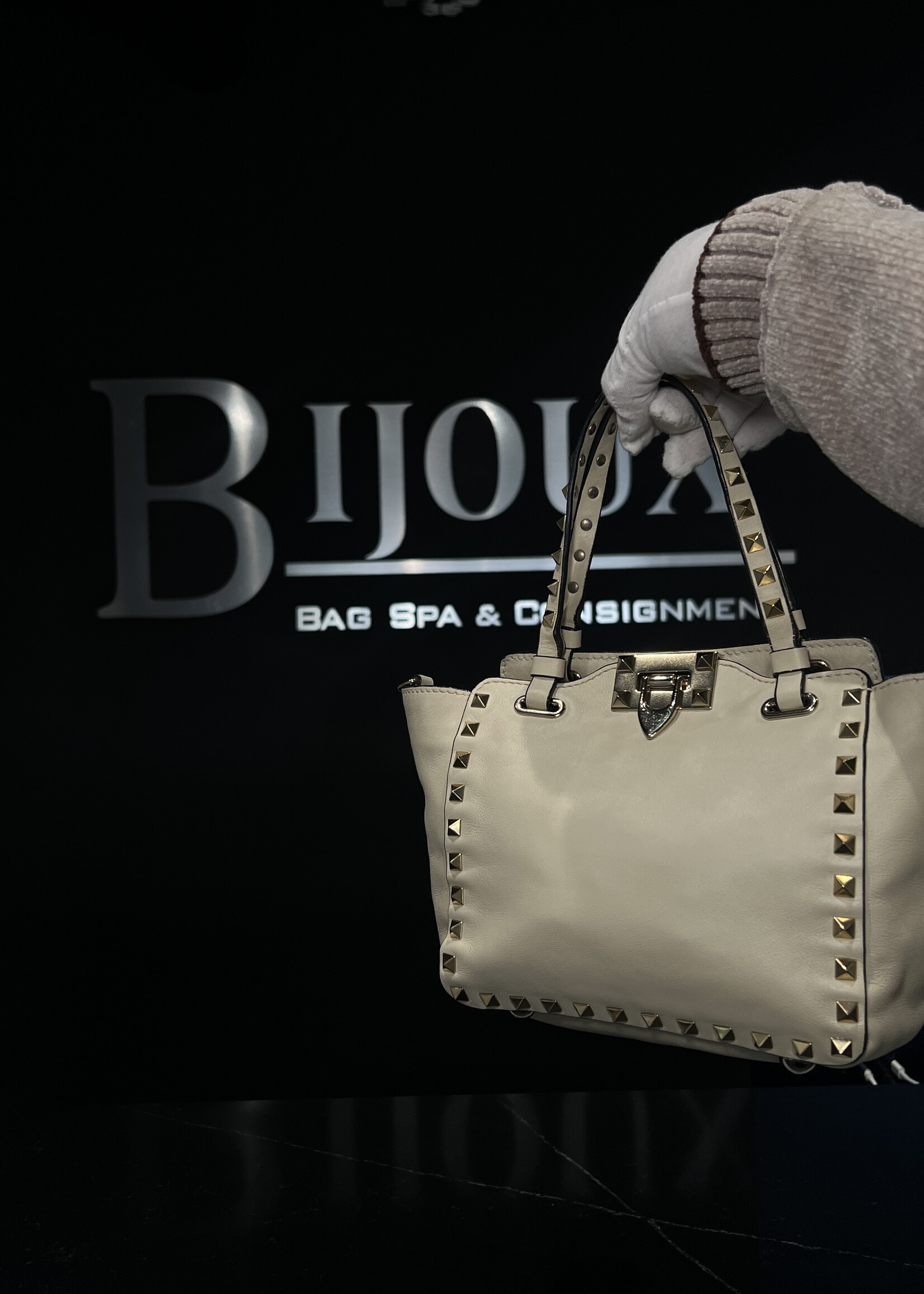 Valentino Valentino Rockstud Mini  White Tote