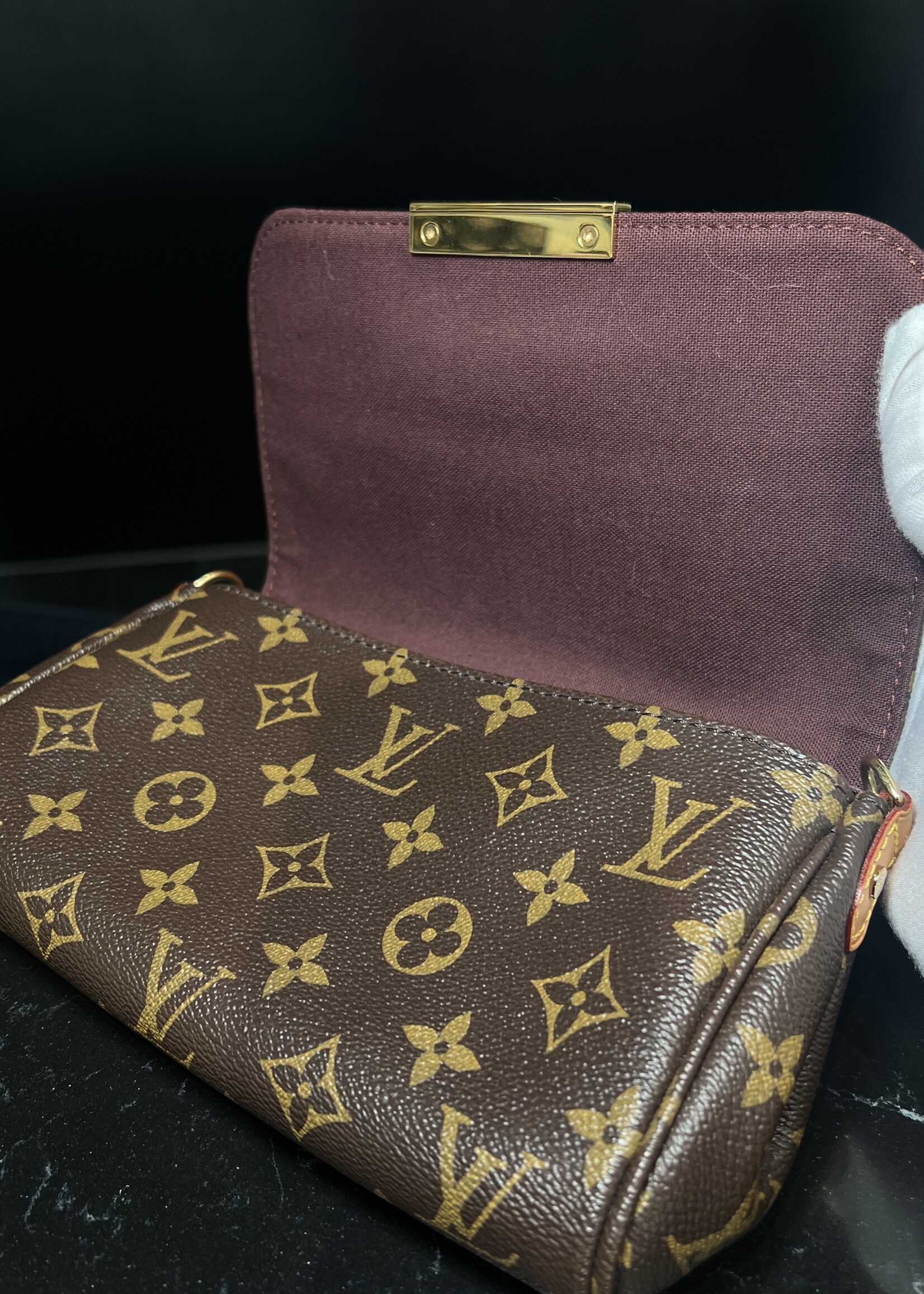 Louis Vuitton SOLD- Louis Vuitton Favourite PM