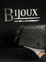 Louis Vuitton SOLD - Louis Vuitton District PM Eclipse