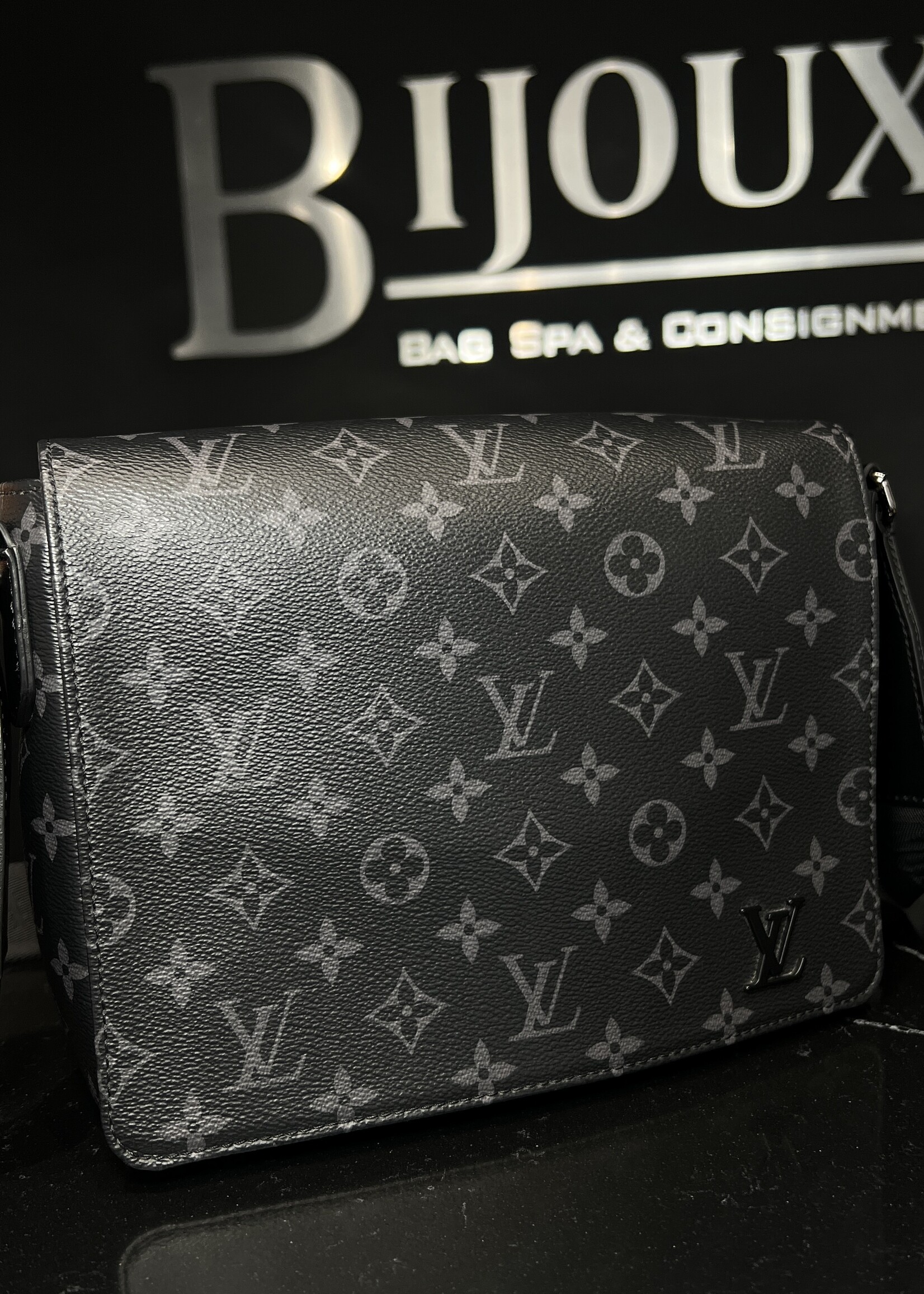 Louis Vuitton SOLD - Louis Vuitton District PM Eclipse