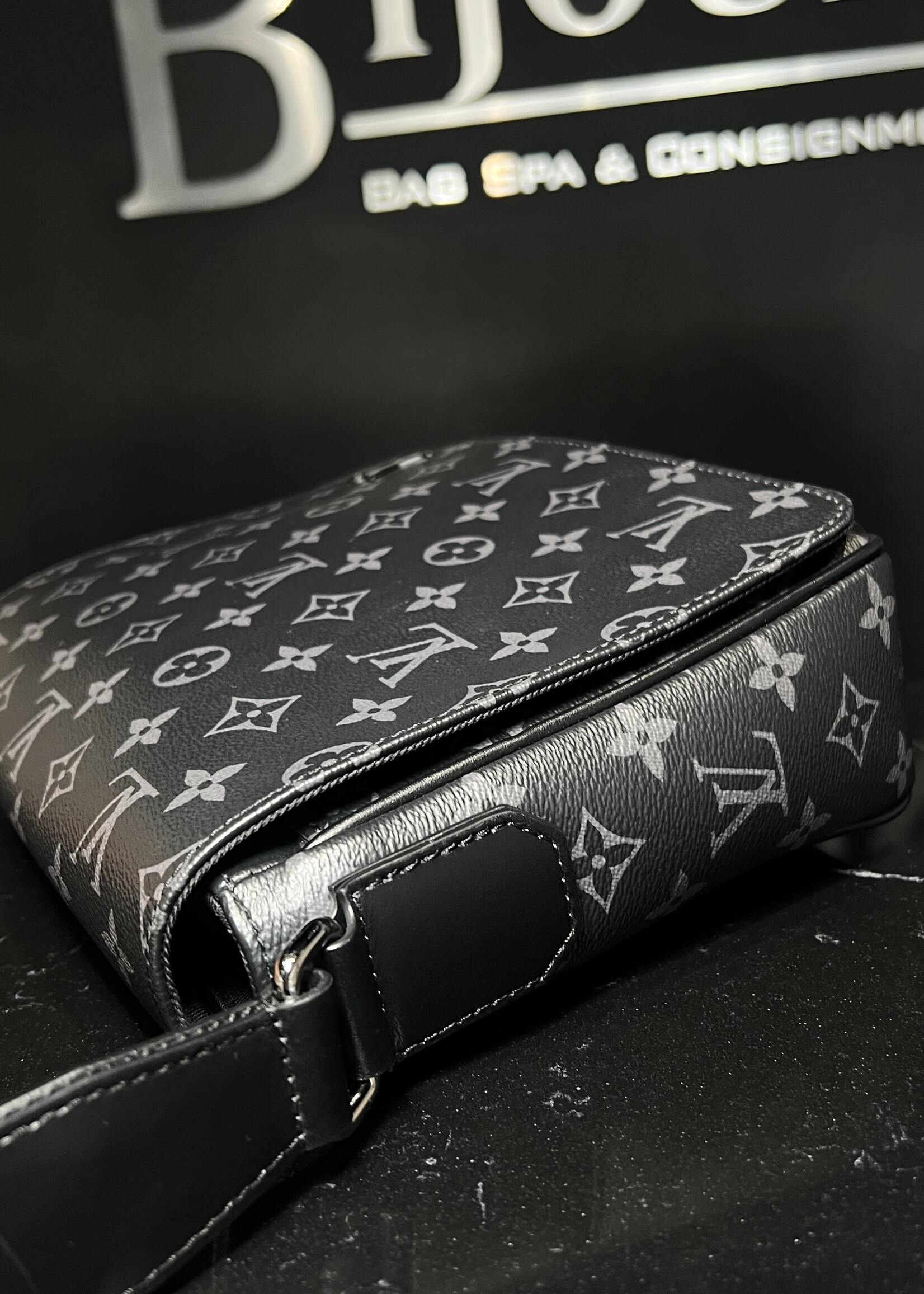 Louis Vuitton SOLD - Louis Vuitton District PM Eclipse