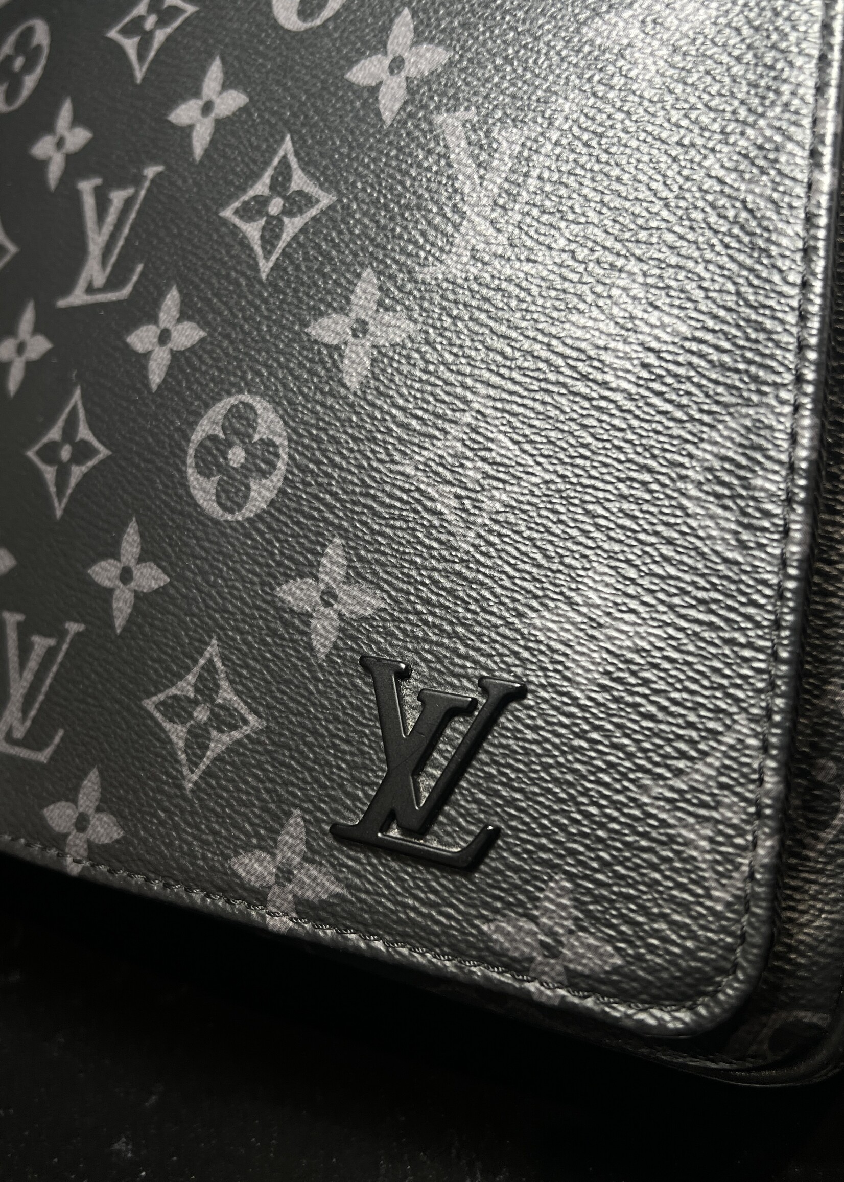 Louis Vuitton SOLD - Louis Vuitton District PM Eclipse