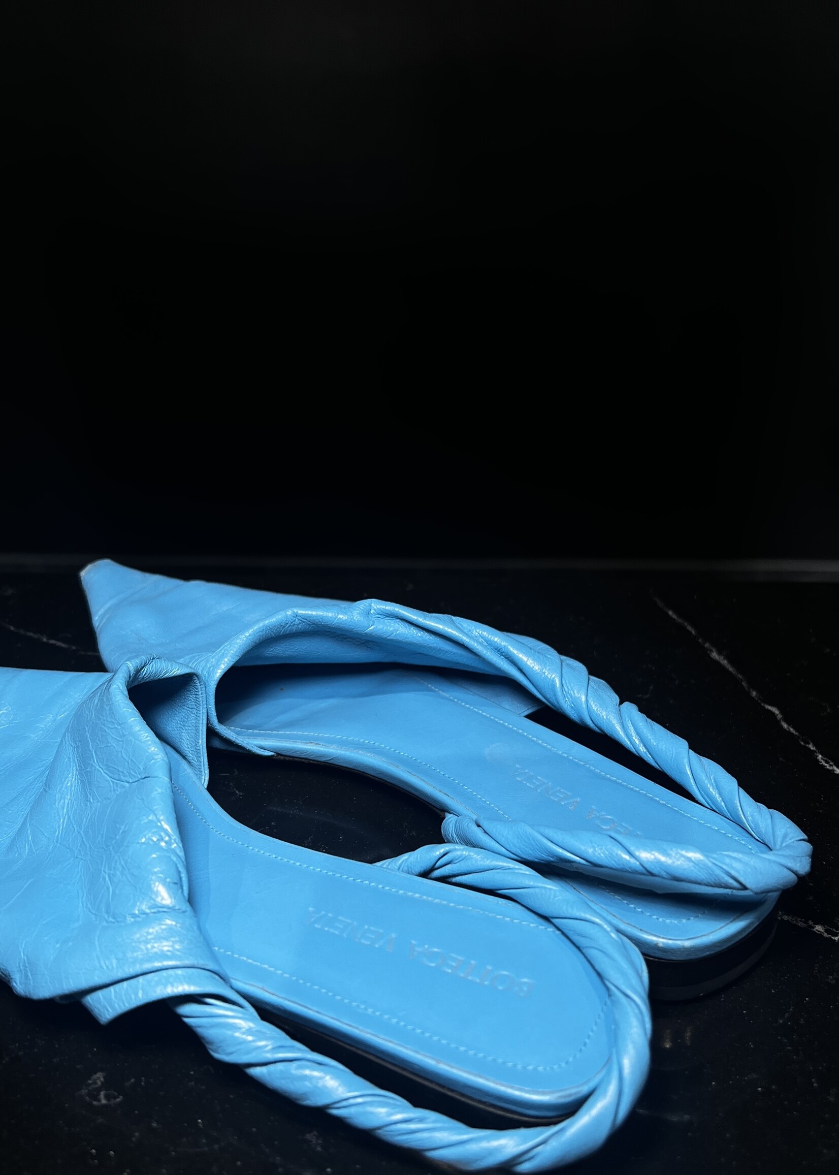 Bottega Veneta Bottega Veneta Pointed Toe Twist Slingback Flats 36