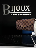 Louis Vuitton SOLD- Louis Vuitton Sarah Wallet
