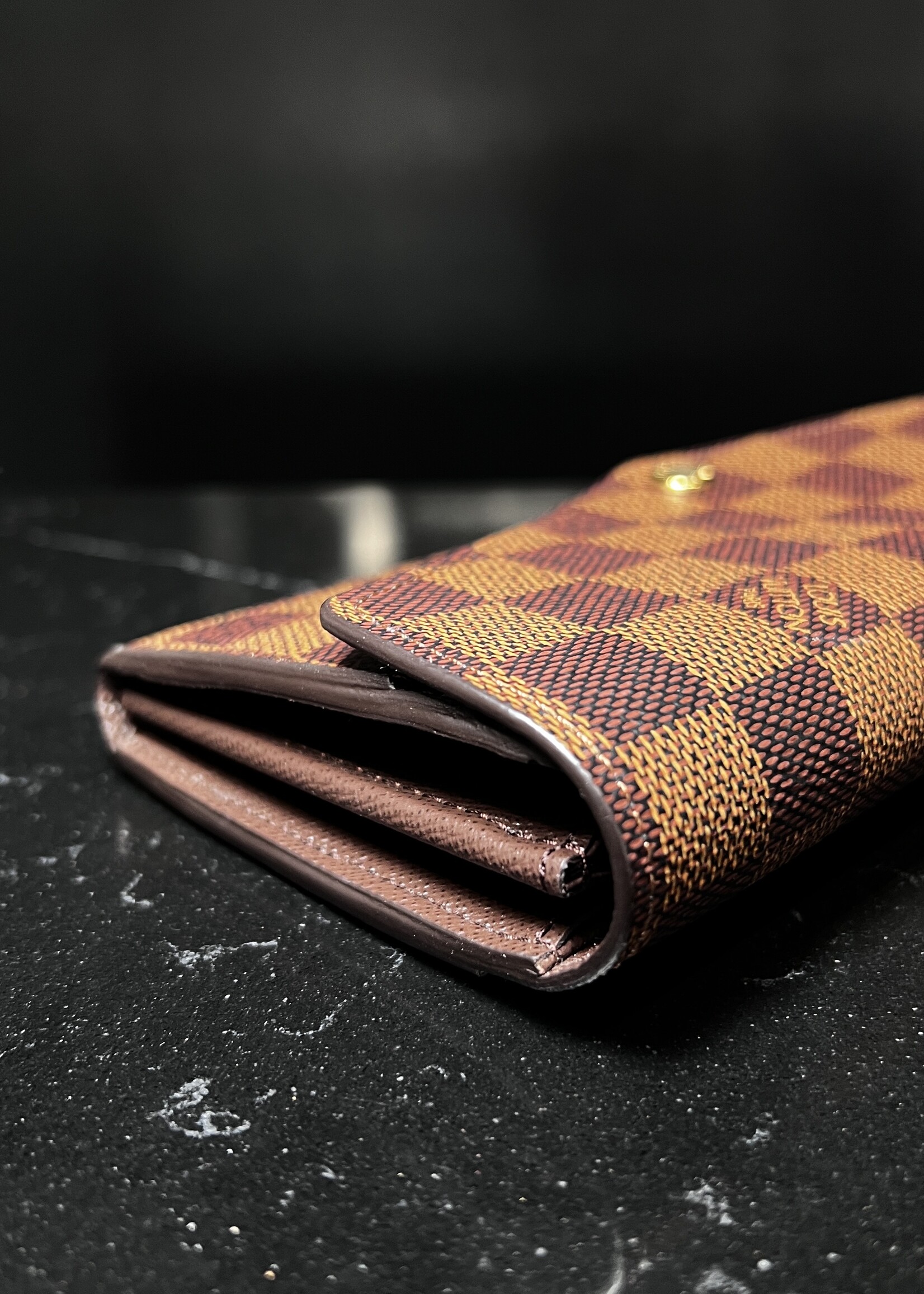 Louis Vuitton Louis Vuitton Sarah Wallet