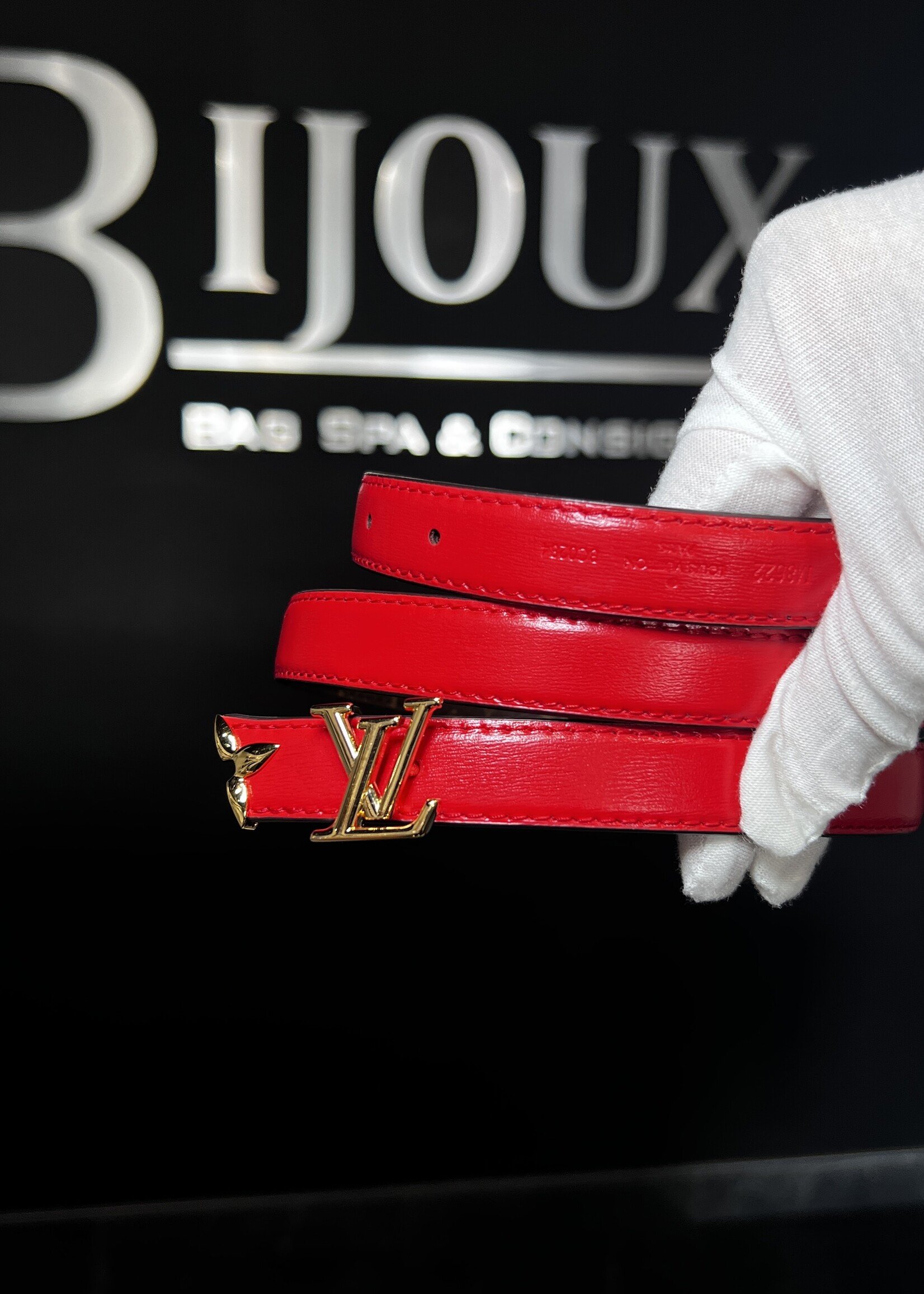 Louis Vuitton Louis Vuitton Pretty Reversible Belt