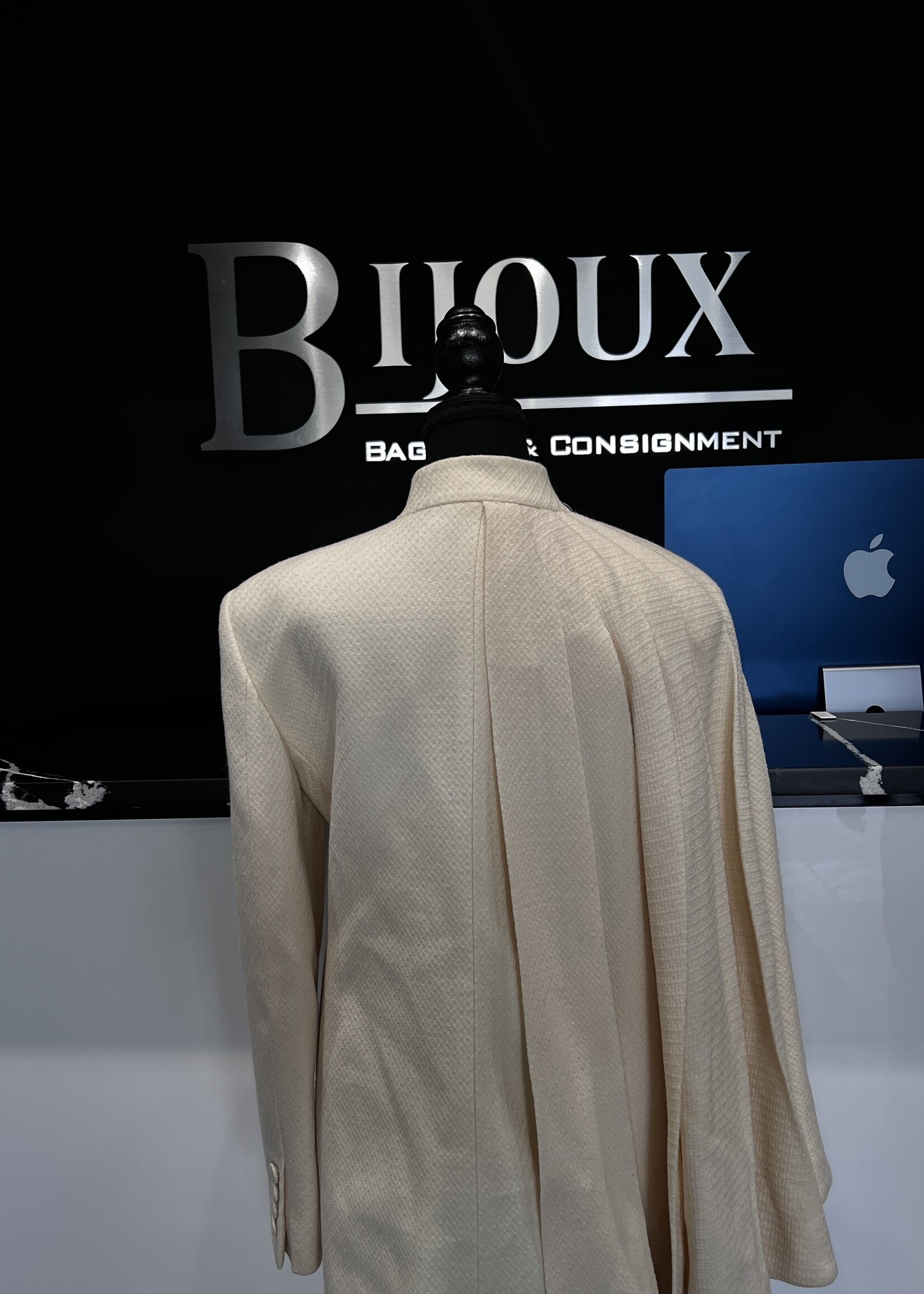 Gucci Gucci Ivory  Pleated Wool Coat