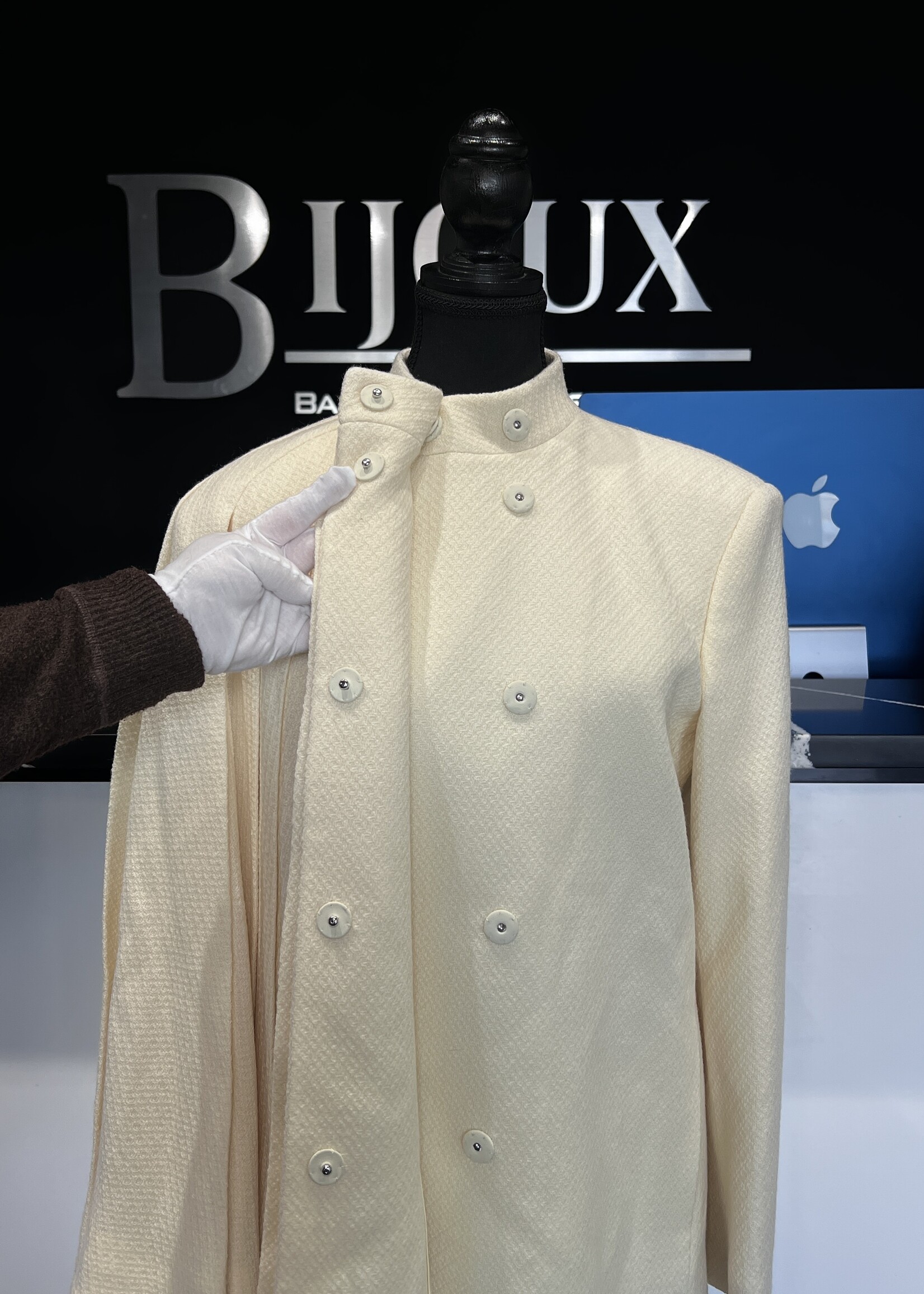 Gucci Gucci Ivory  Pleated Wool Coat