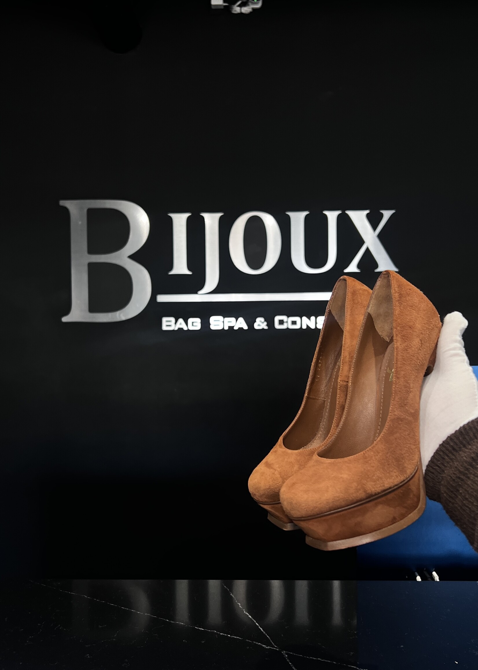 Saint Laurent Saint Laurent Brown Suede Tribtoo Platform Pumps - 36