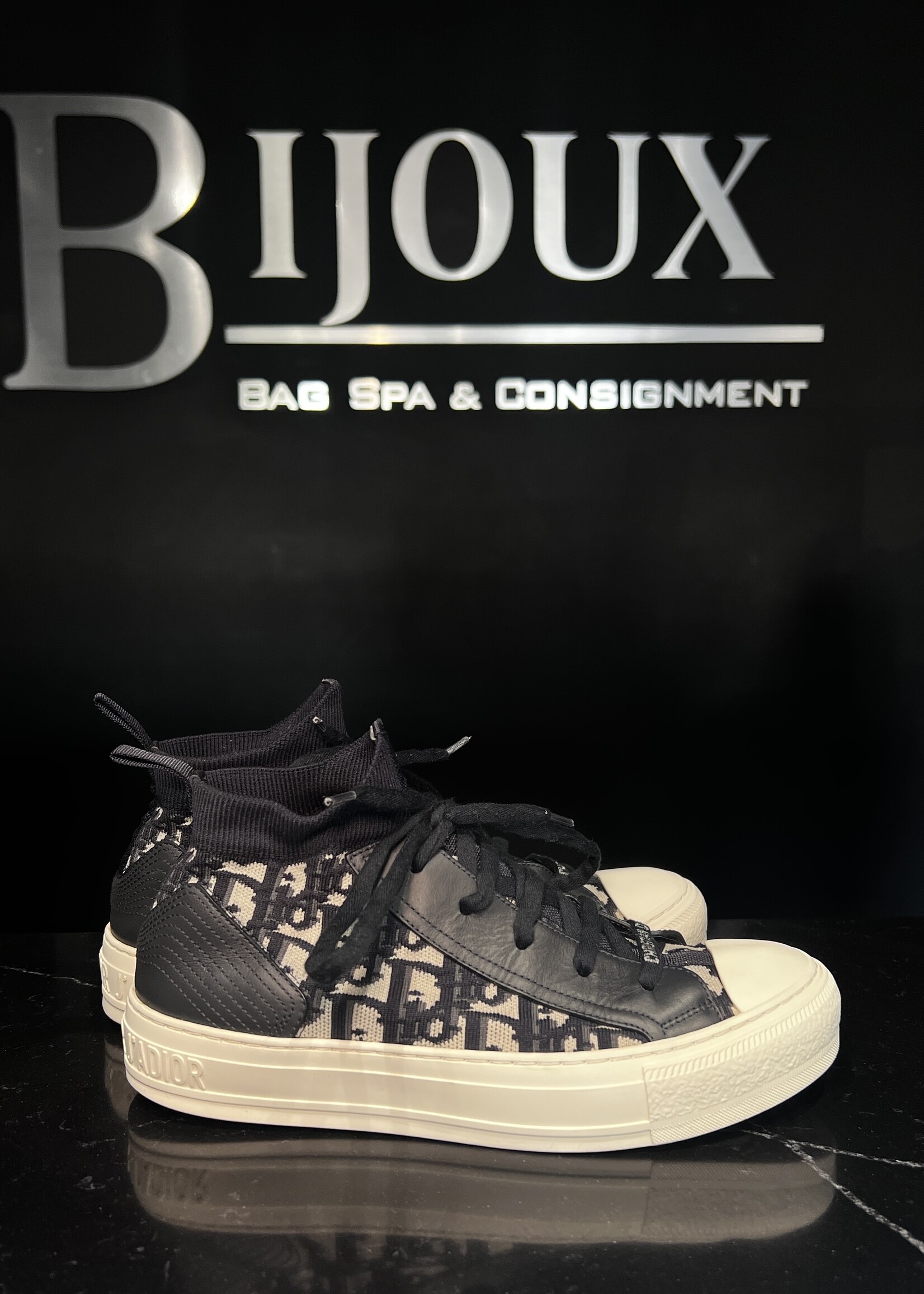 Christian Dior Dior Walkin Sneakers