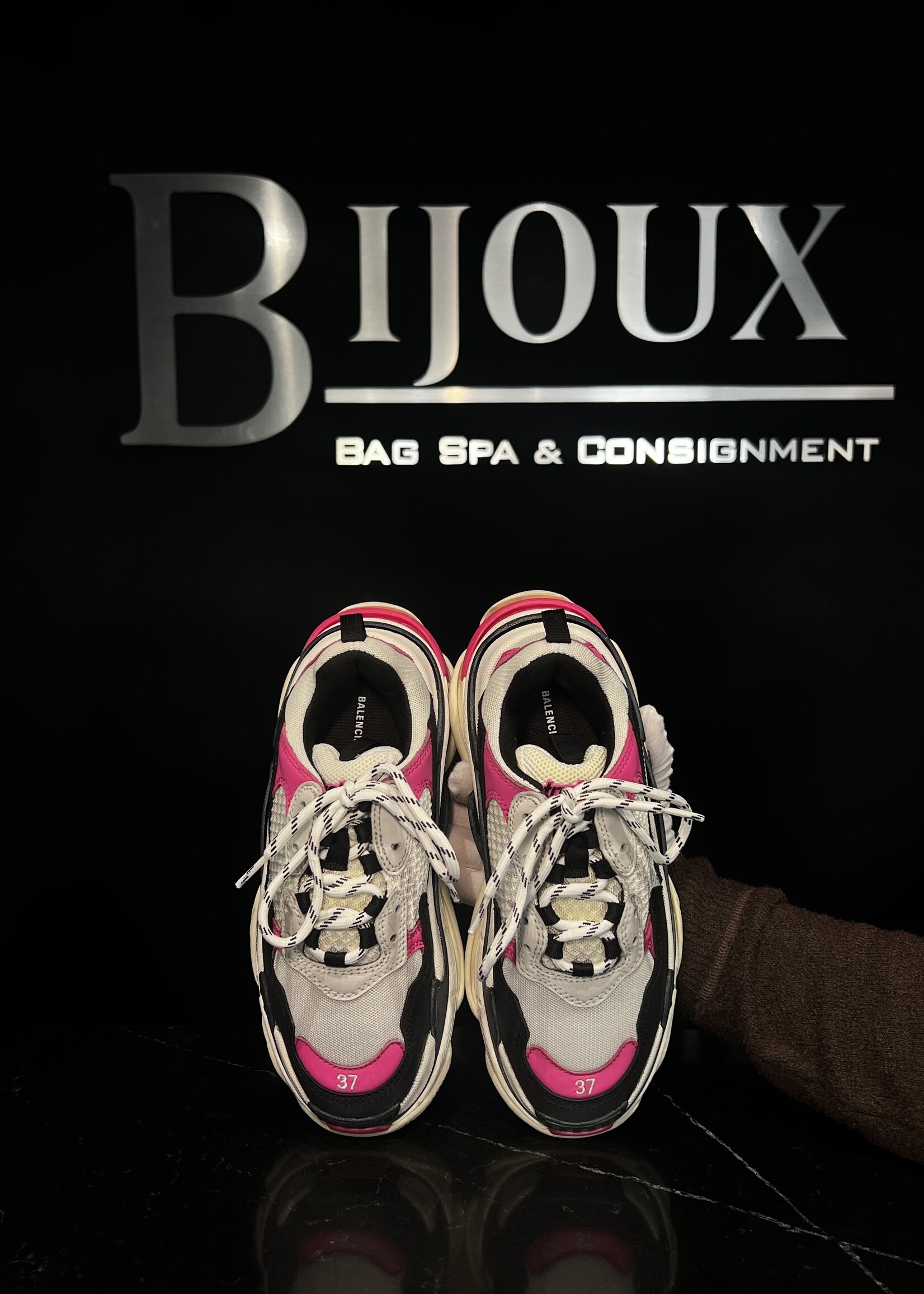 Balenciaga Balenciaga Pink Sneakers 37