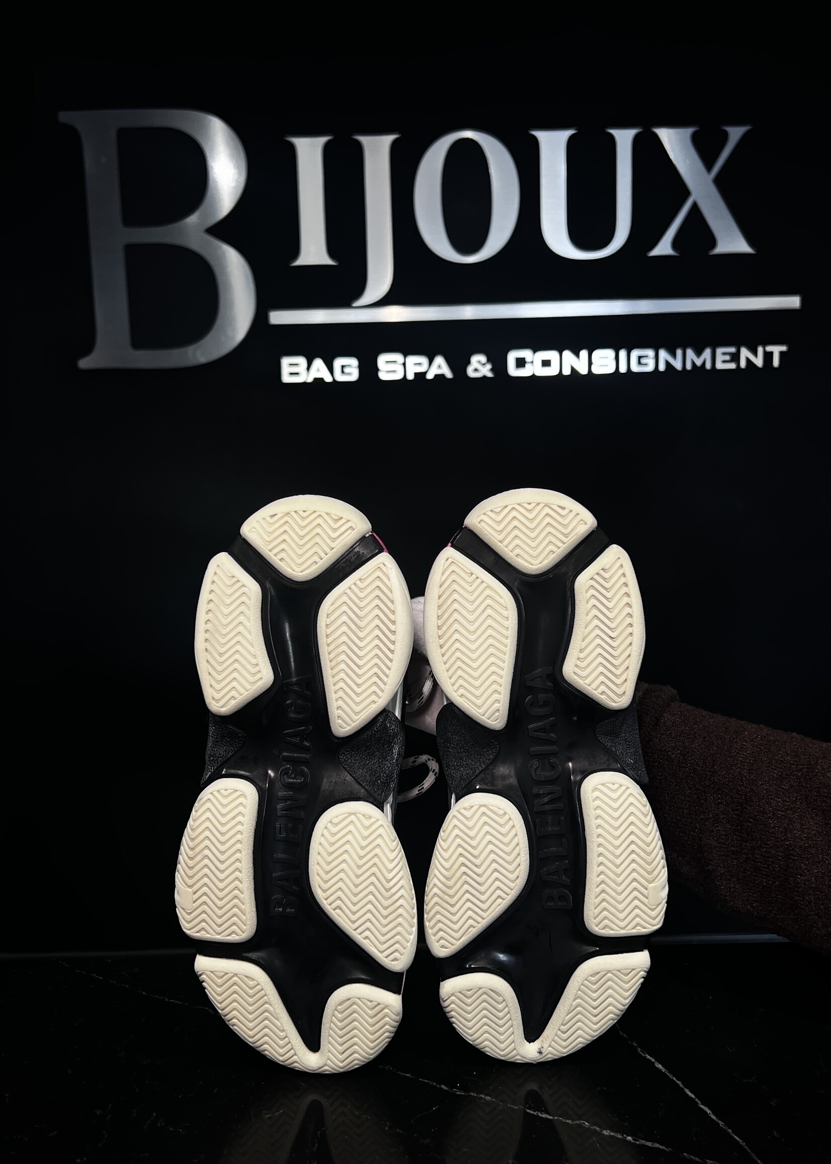 Balenciaga Balenciaga Pink Sneakers 37