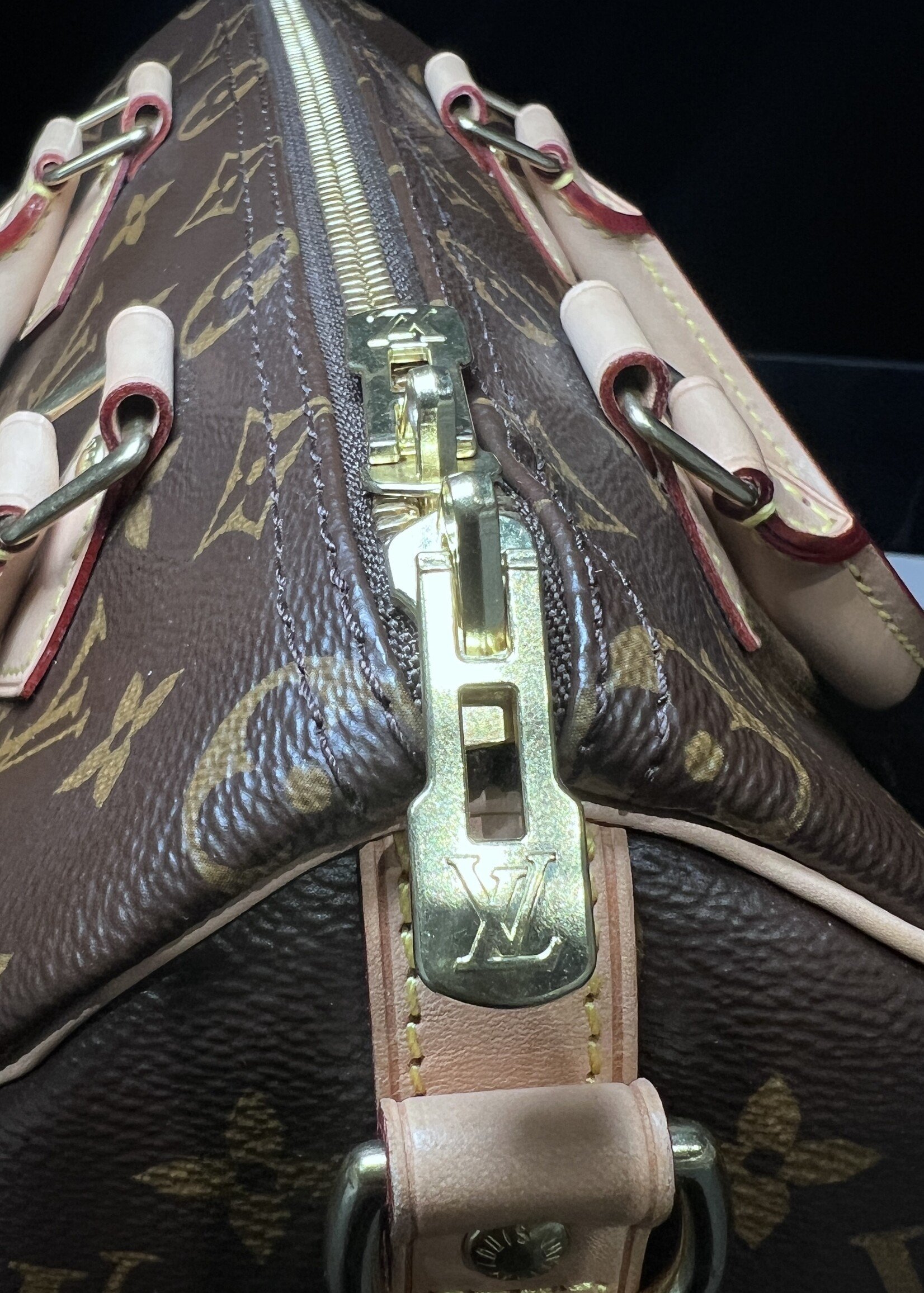 Louis Vuitton SOLD - Louis Vuitton 25 Monogram Bandouliere