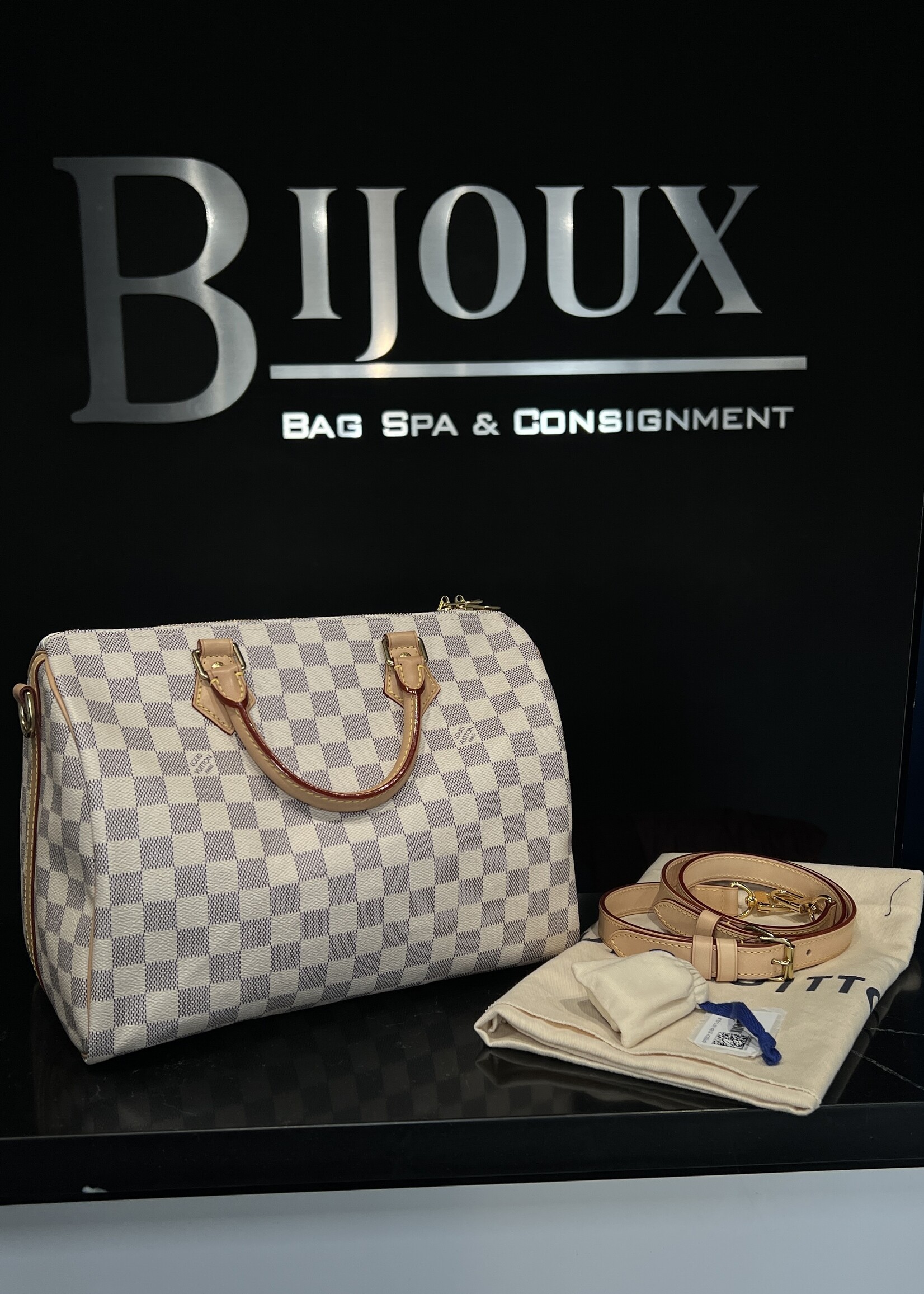 Louis Vuitton SOLD - Louis Vuitton 30 Bandouliere Azur