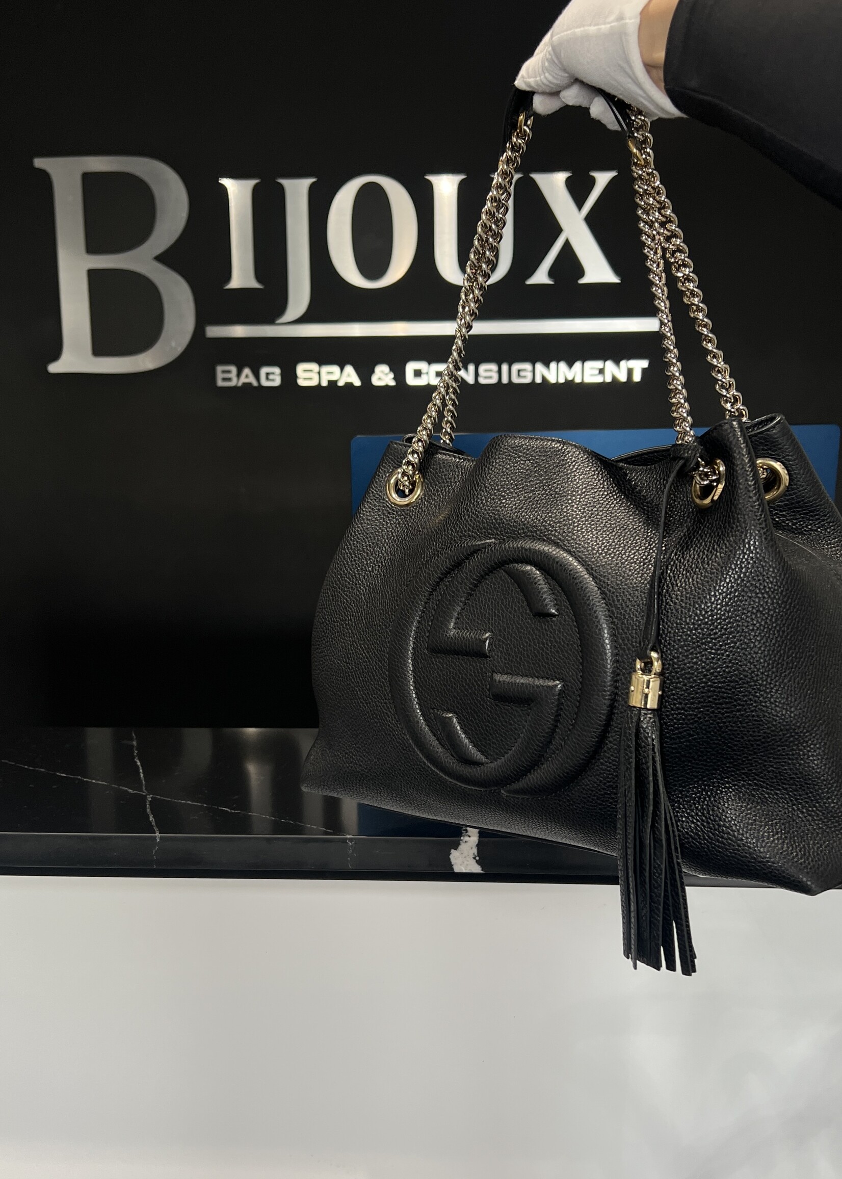 Gucci SOLD - Gucci Soho Black Chain