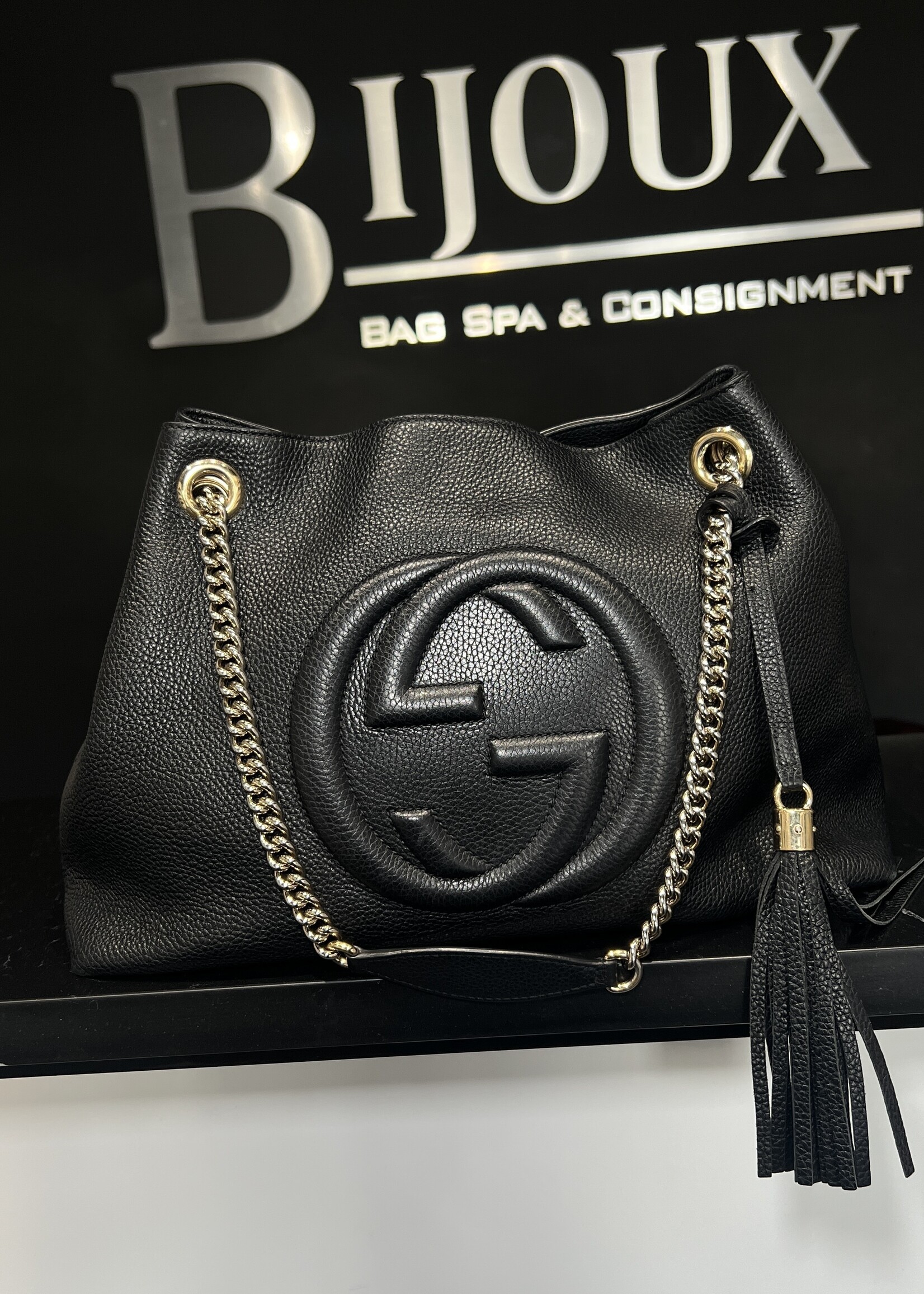 Gucci SOLD - Gucci Soho Black Chain