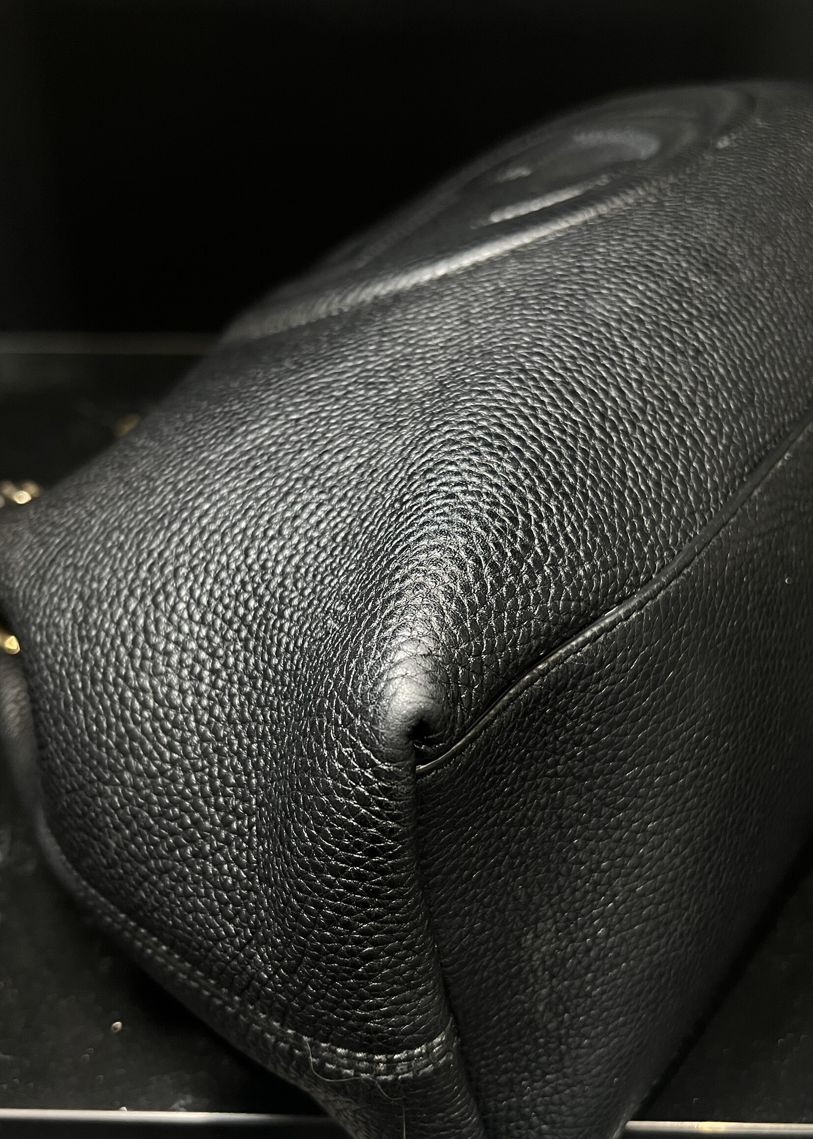 Gucci SOLD - Gucci Soho Black Chain