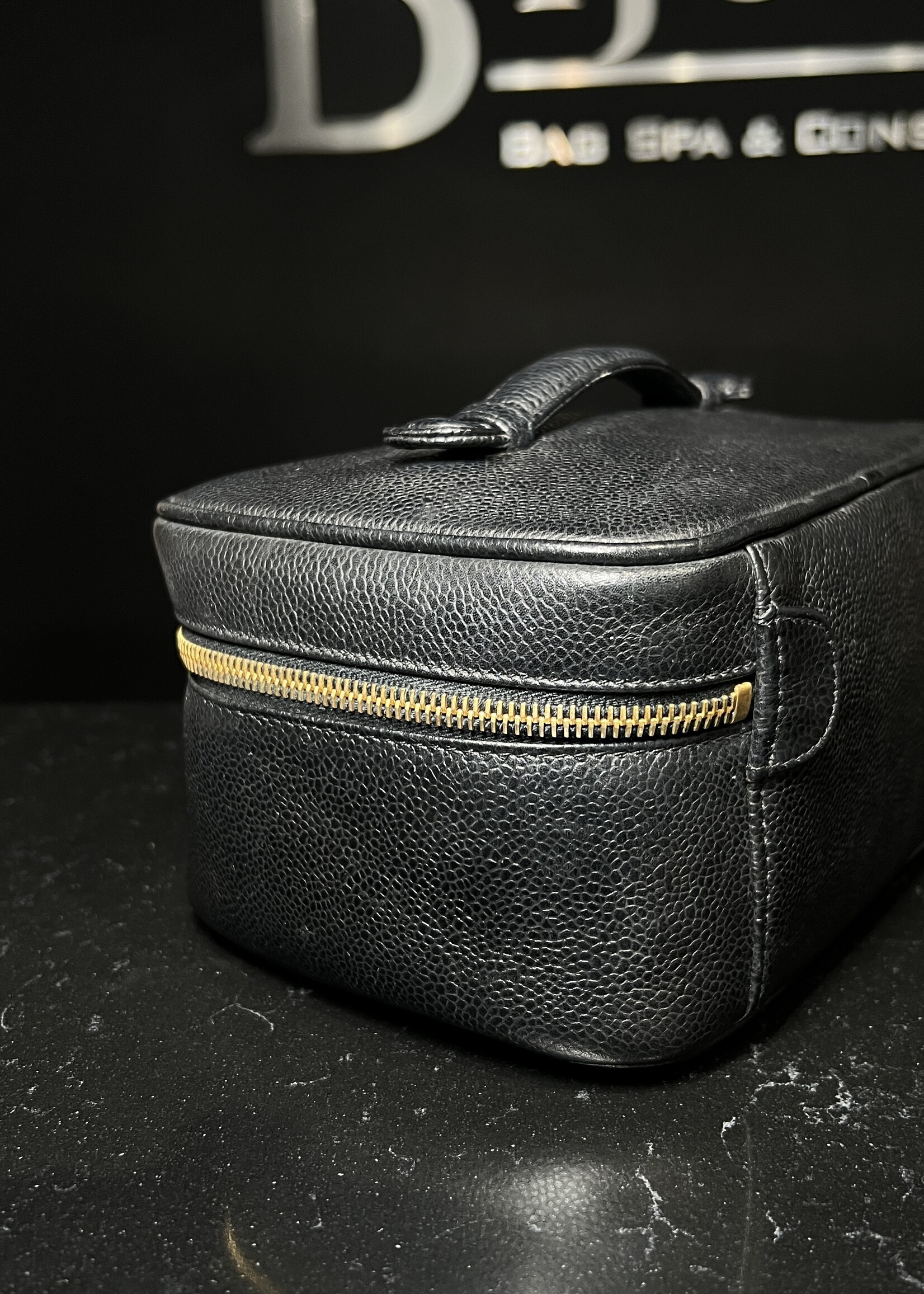 Chanel Chanel Caviar Vanity