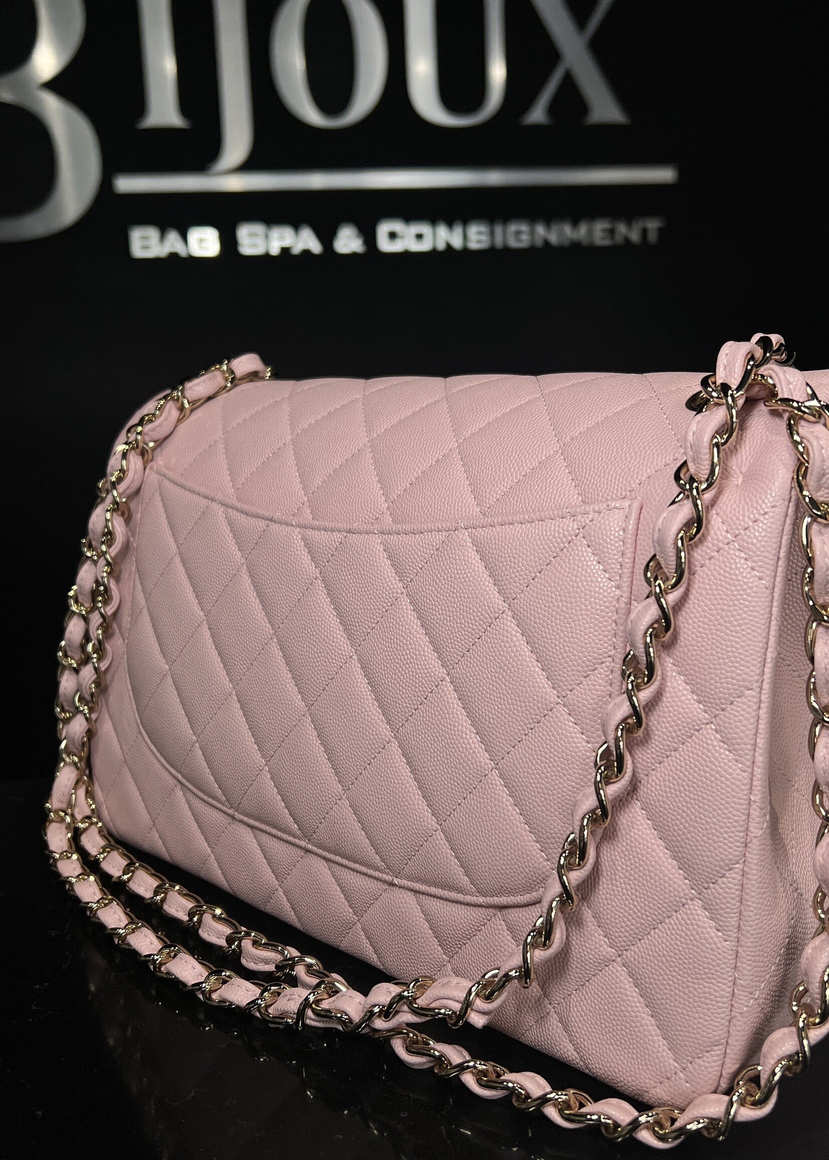 Chanel Chanel Jumbo Caviar Pink GHW