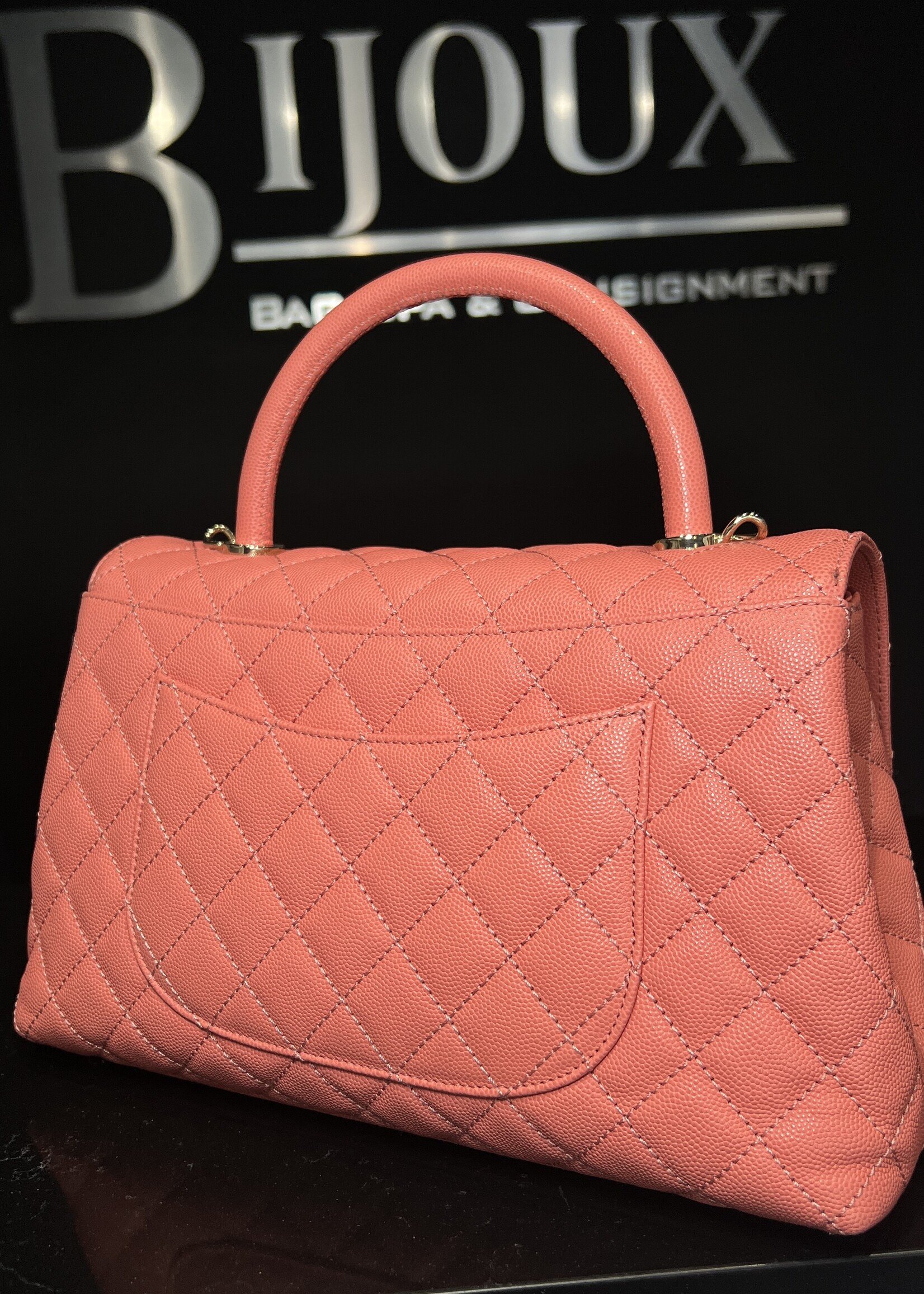 Chanel Chanel Medium Coco Handle GHW