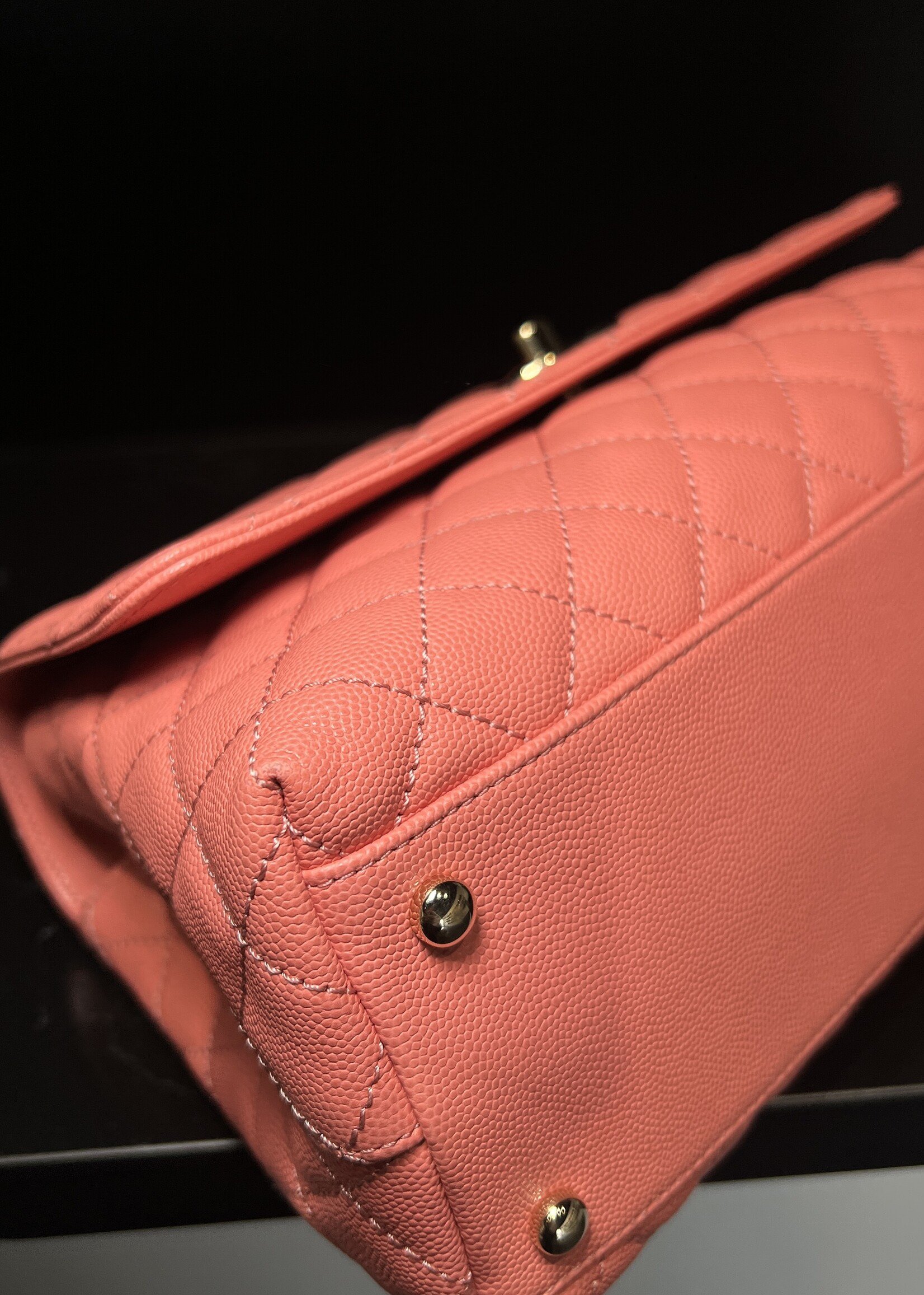 Chanel Chanel Medium Coco Handle GHW