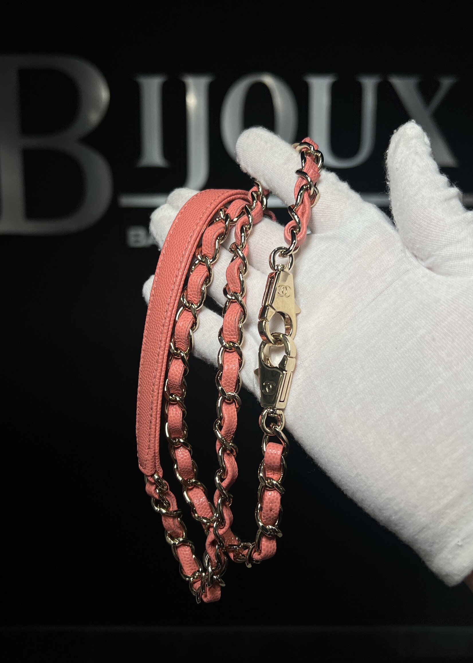 Chanel Chanel Medium Coco Handle GHW