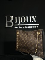 Louis Vuitton Louis Vuitton Surene MM