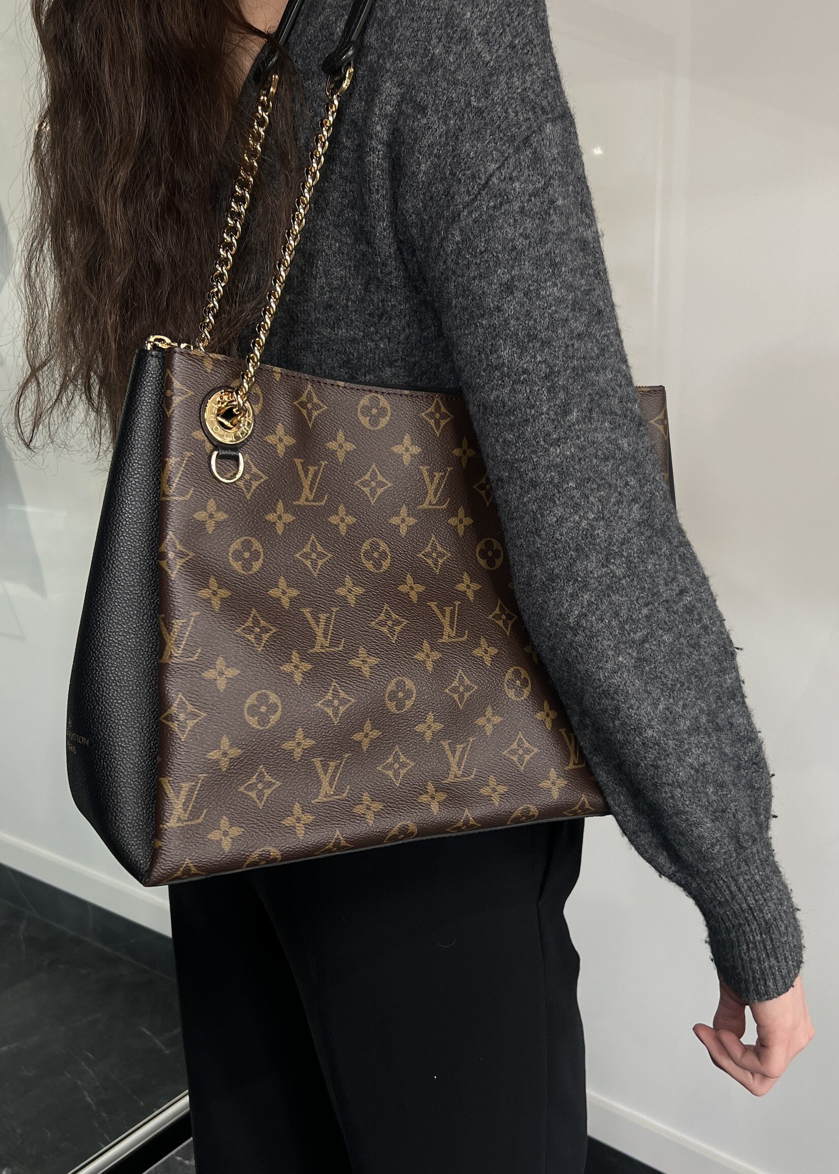 Louis Vuitton Louis Vuitton Surene MM