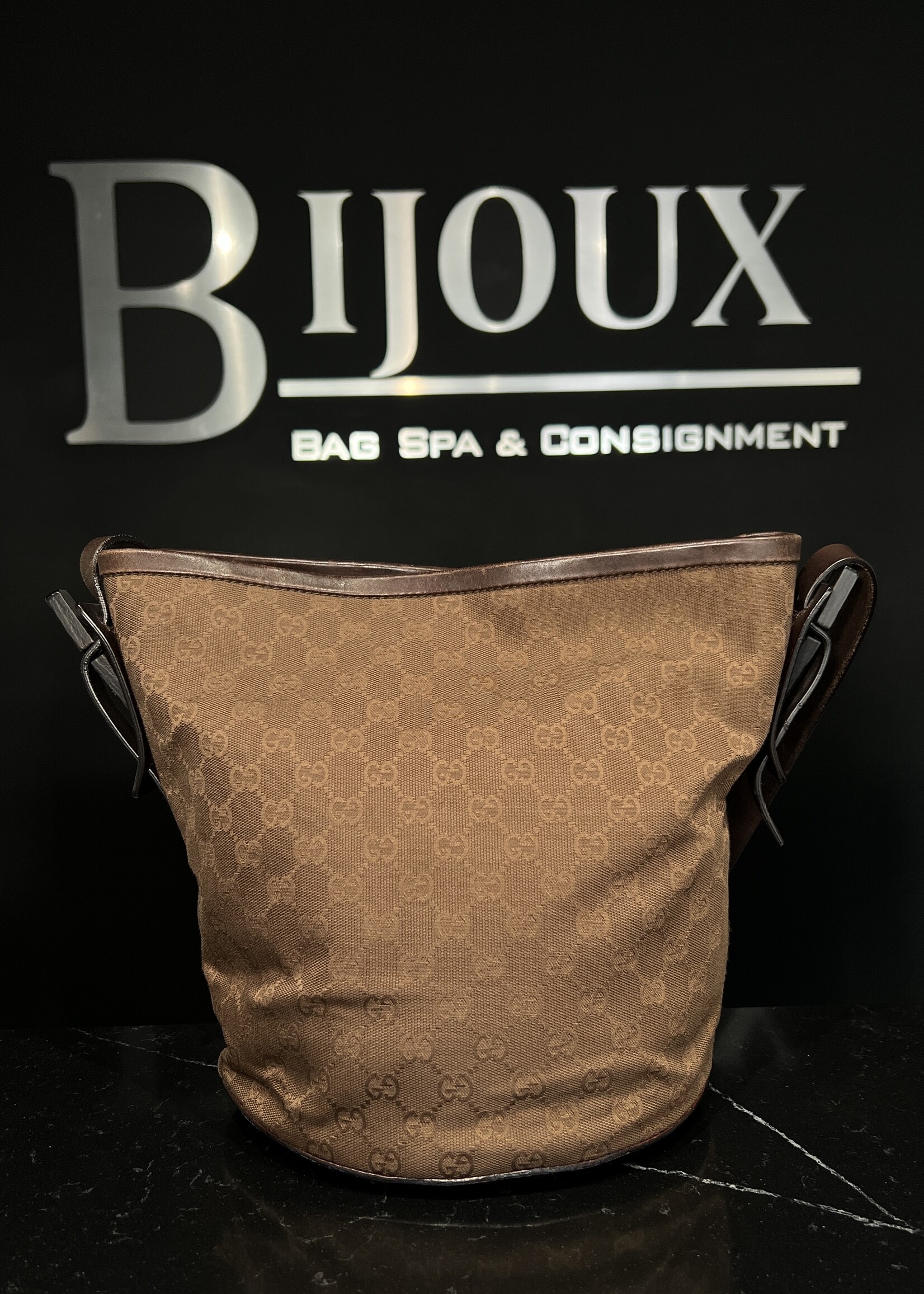 Gucci Gucci GG Canvas Bucket Shoulder Bag