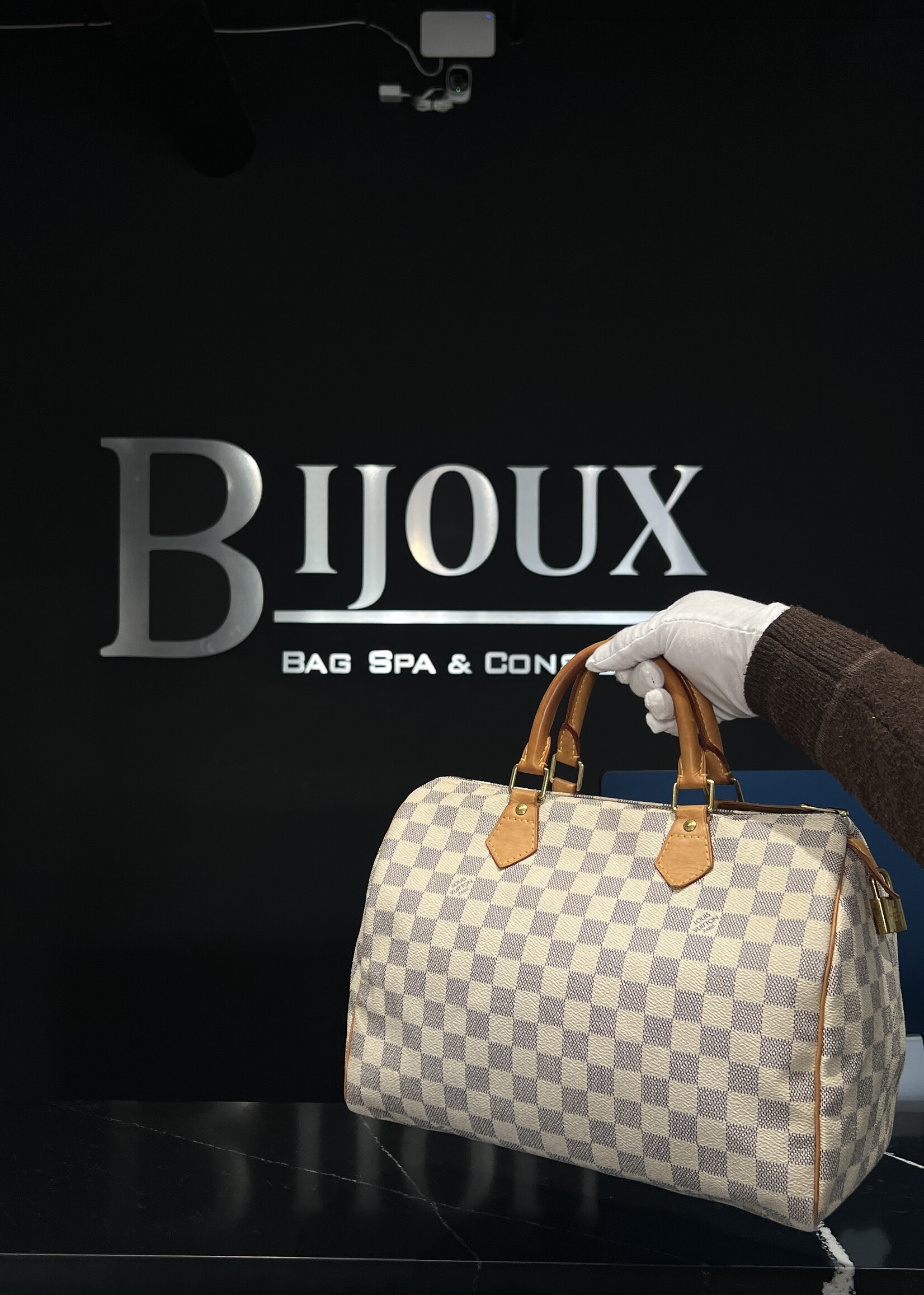 Louis Vuitton Louis Vuitton  Damier Azur Speedy 30