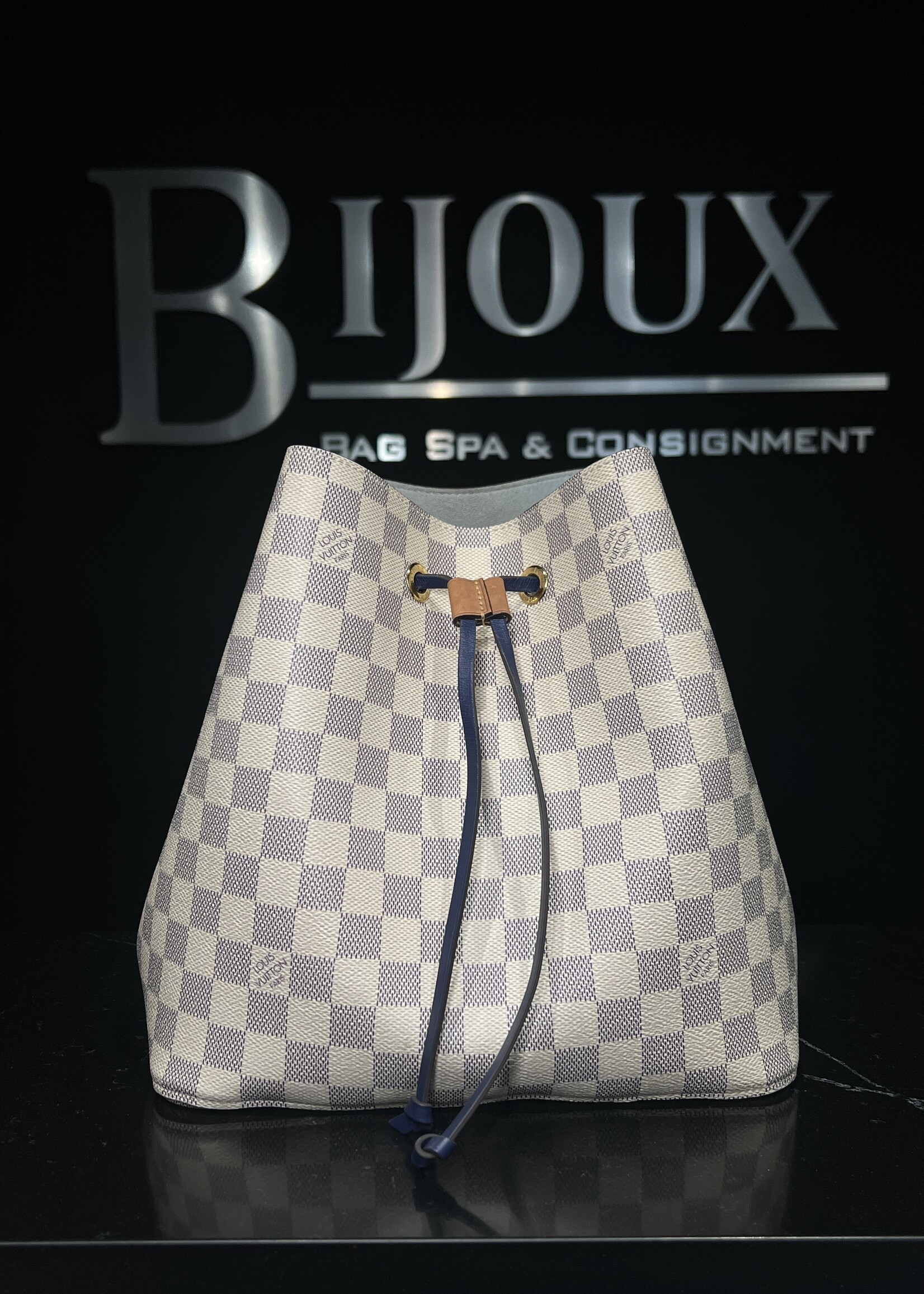 Louis Vuitton SOLD - Louis Vuitton Noe MM Azur