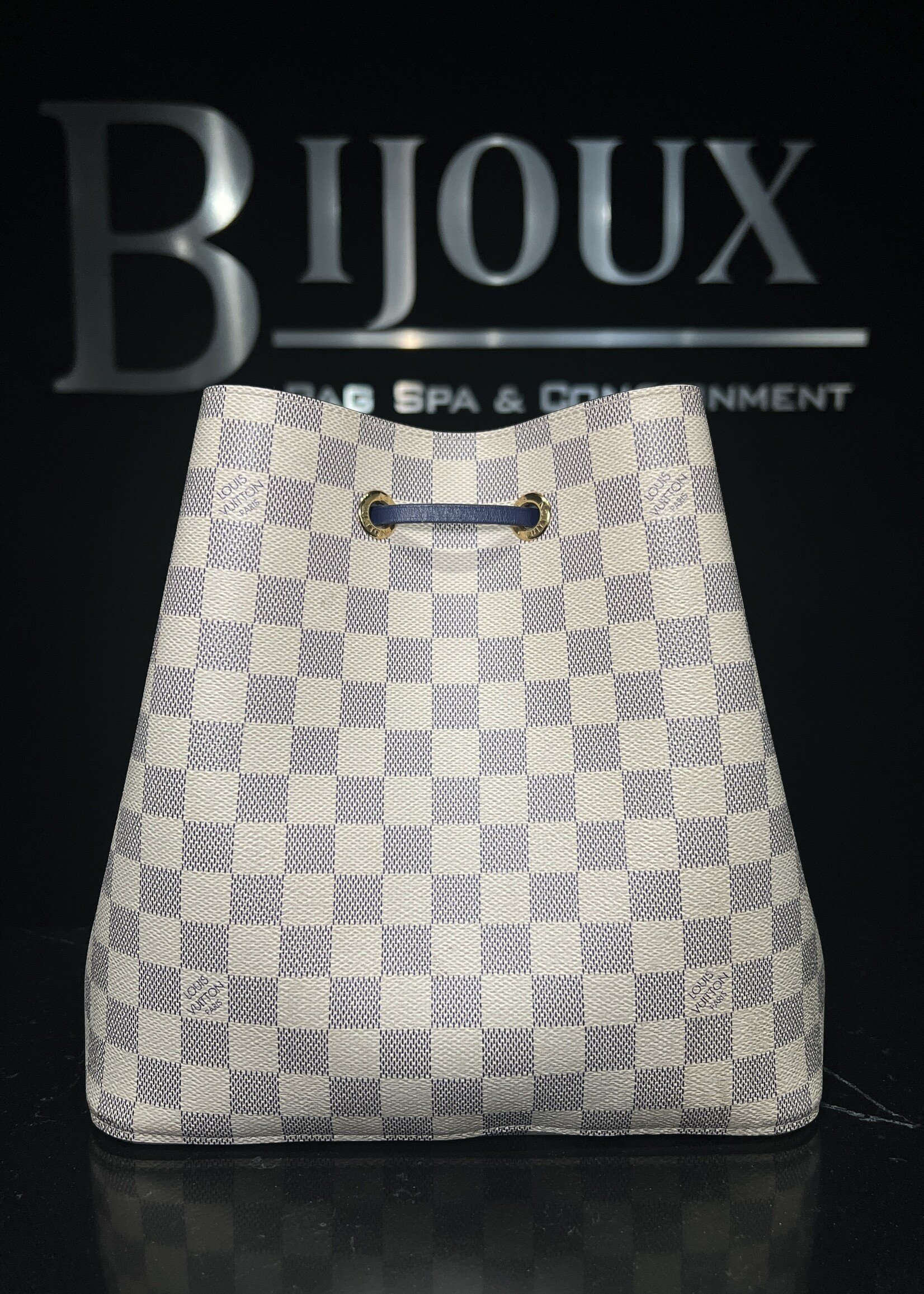 Louis Vuitton Louis Vuitton Noe MM Azur