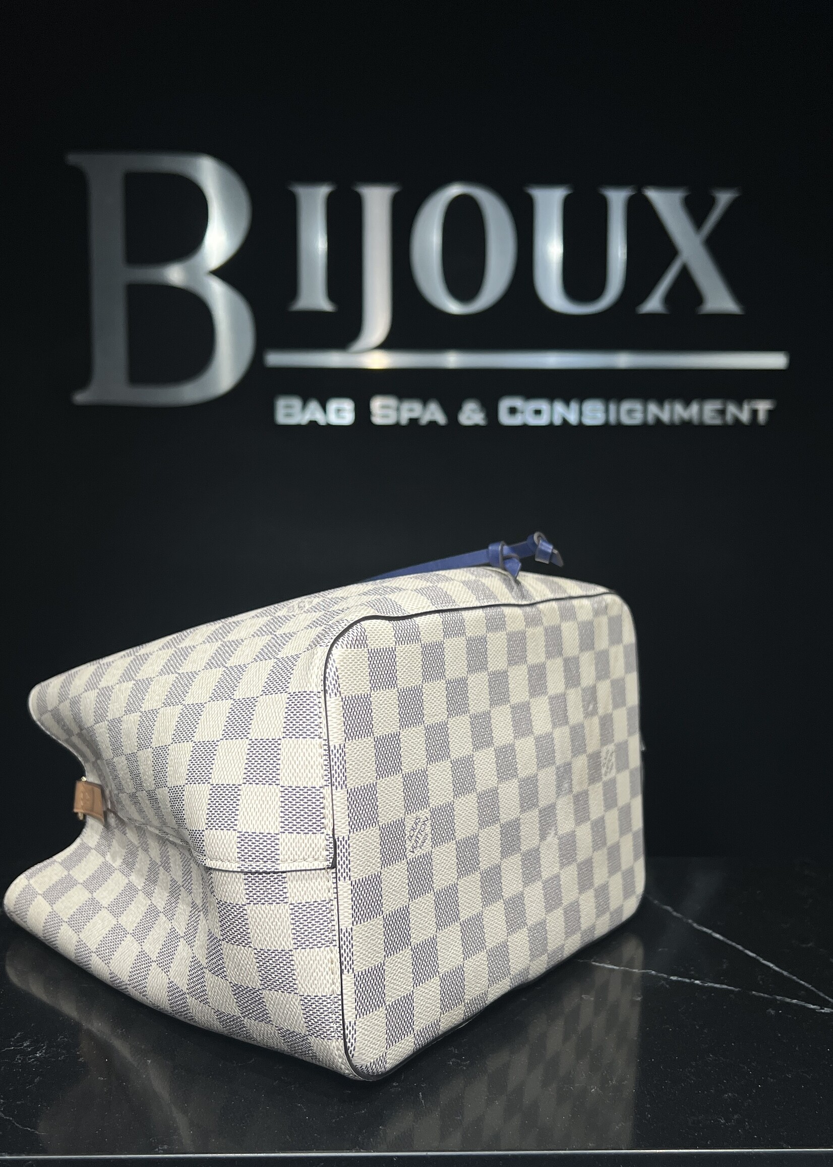 Louis Vuitton SOLD - Louis Vuitton Noe MM Azur