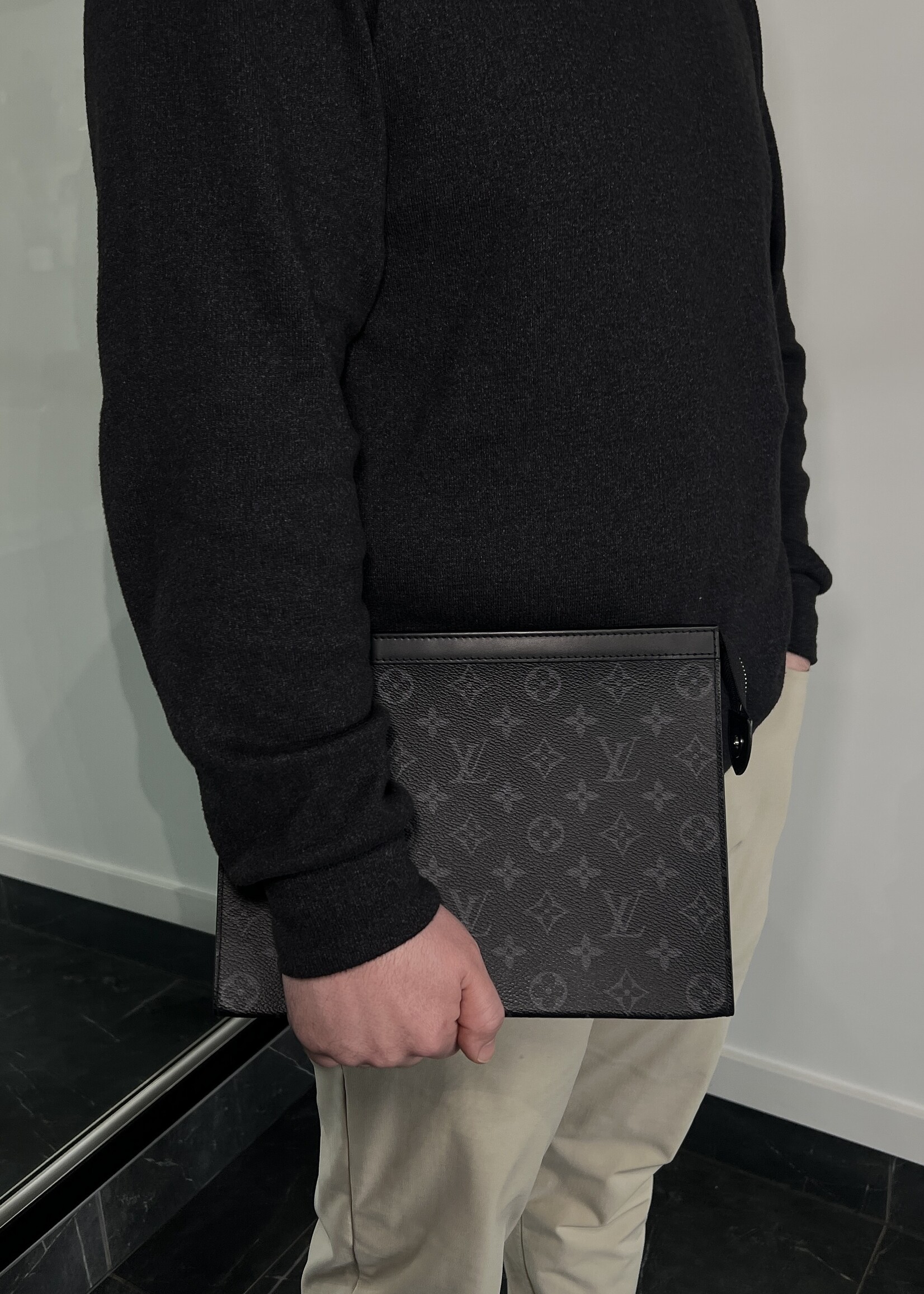 Louis Vuitton SOLD- Louis Vuitton Pochette Voyage MM