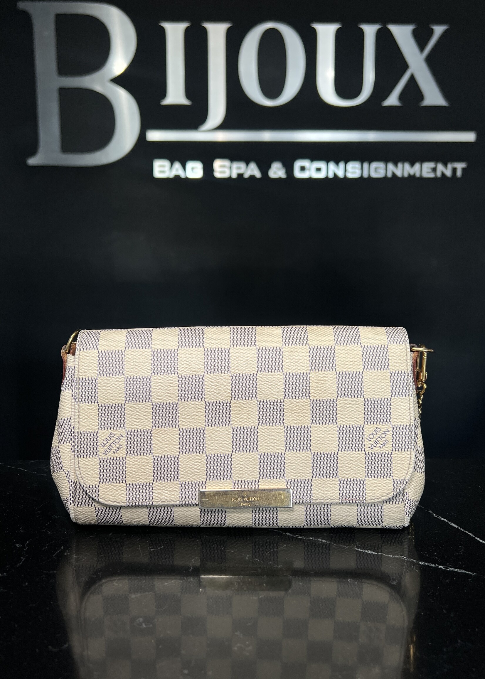 Louis Vuitton Louis Vuitton Favorite PM Damier Azur